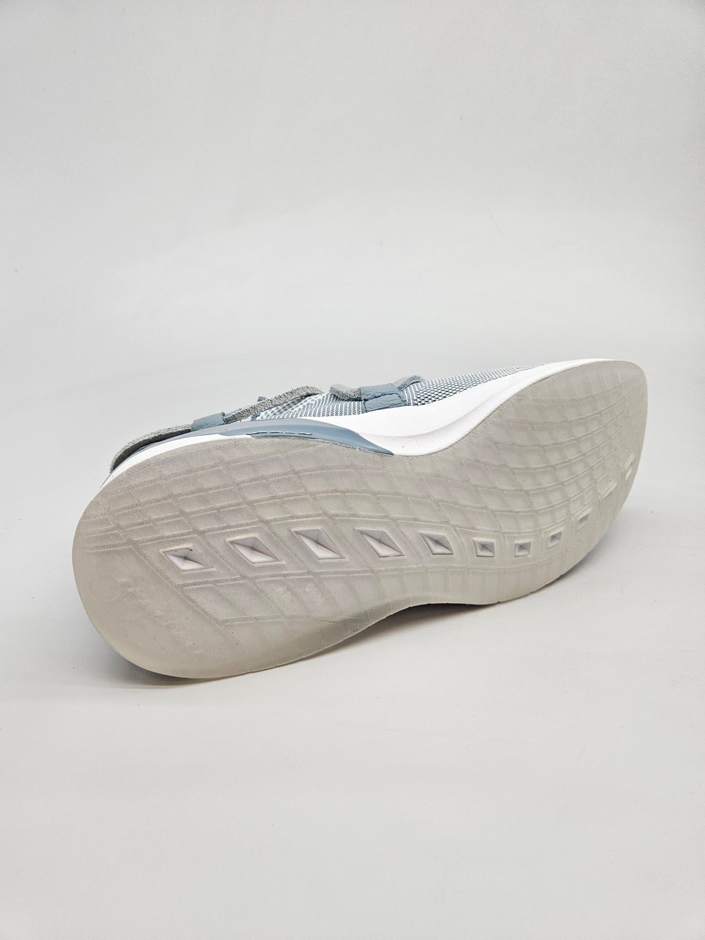 SKECHERS MEMORY ORIGINAL PATIKI BR 38.5