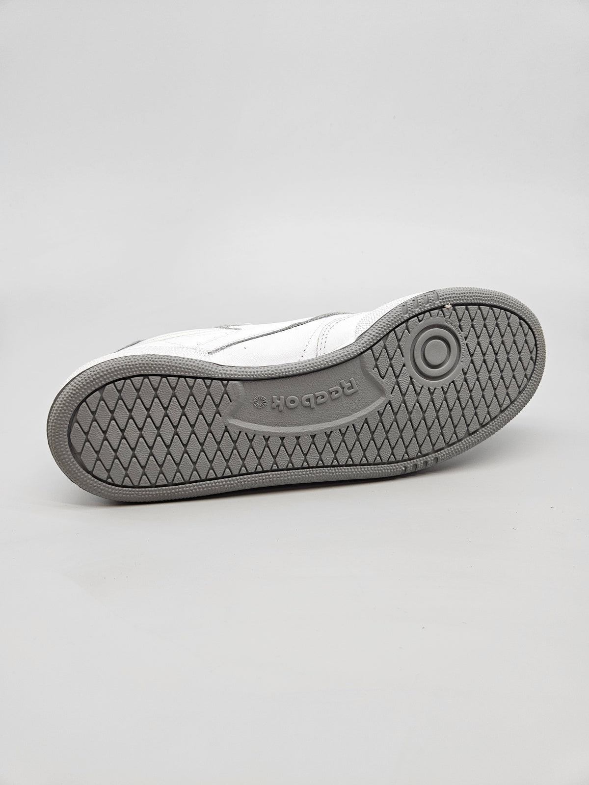 REEBOK NOVI ORIGINAL PATIKI BR 39