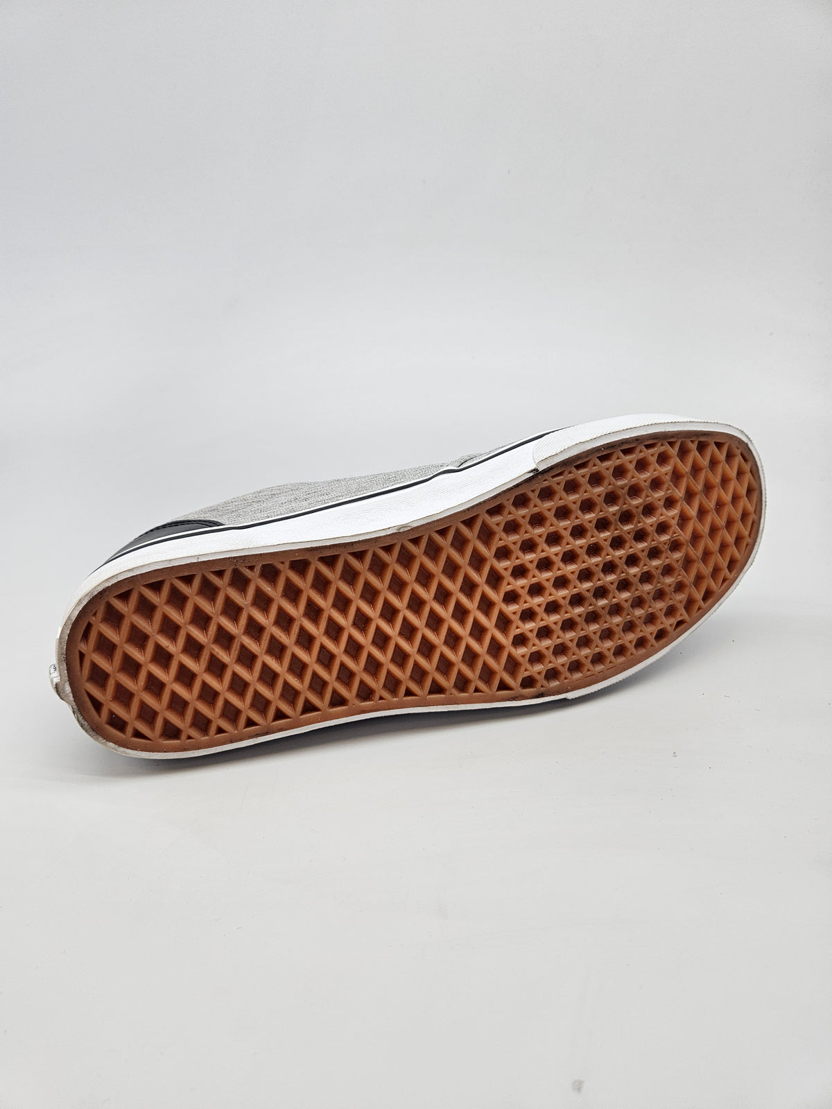 VANS NOVI ORIGINAL PATIKI BR 44.5