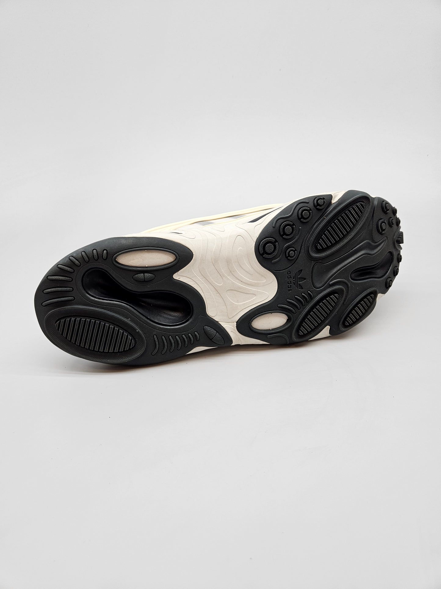 ADIDAS NOVI ORIGINAL PATIKI BR 41