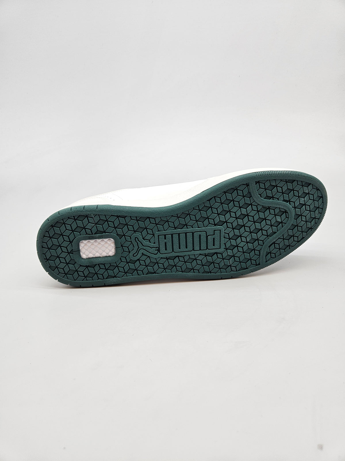 PUMA NOVI ORIGINAL PATIKI BR 42.5