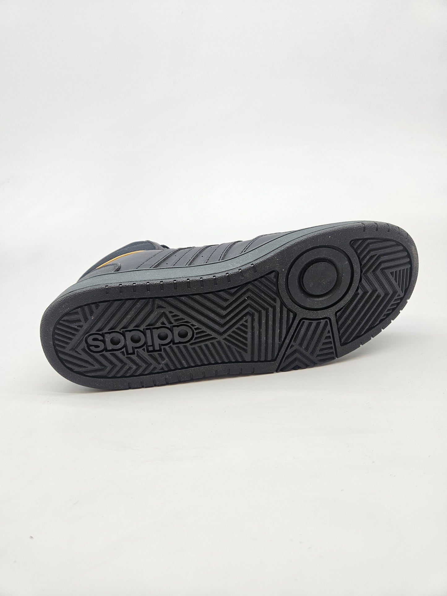 ADIDAS NOVI ORIGINAL PATIKI BR 39