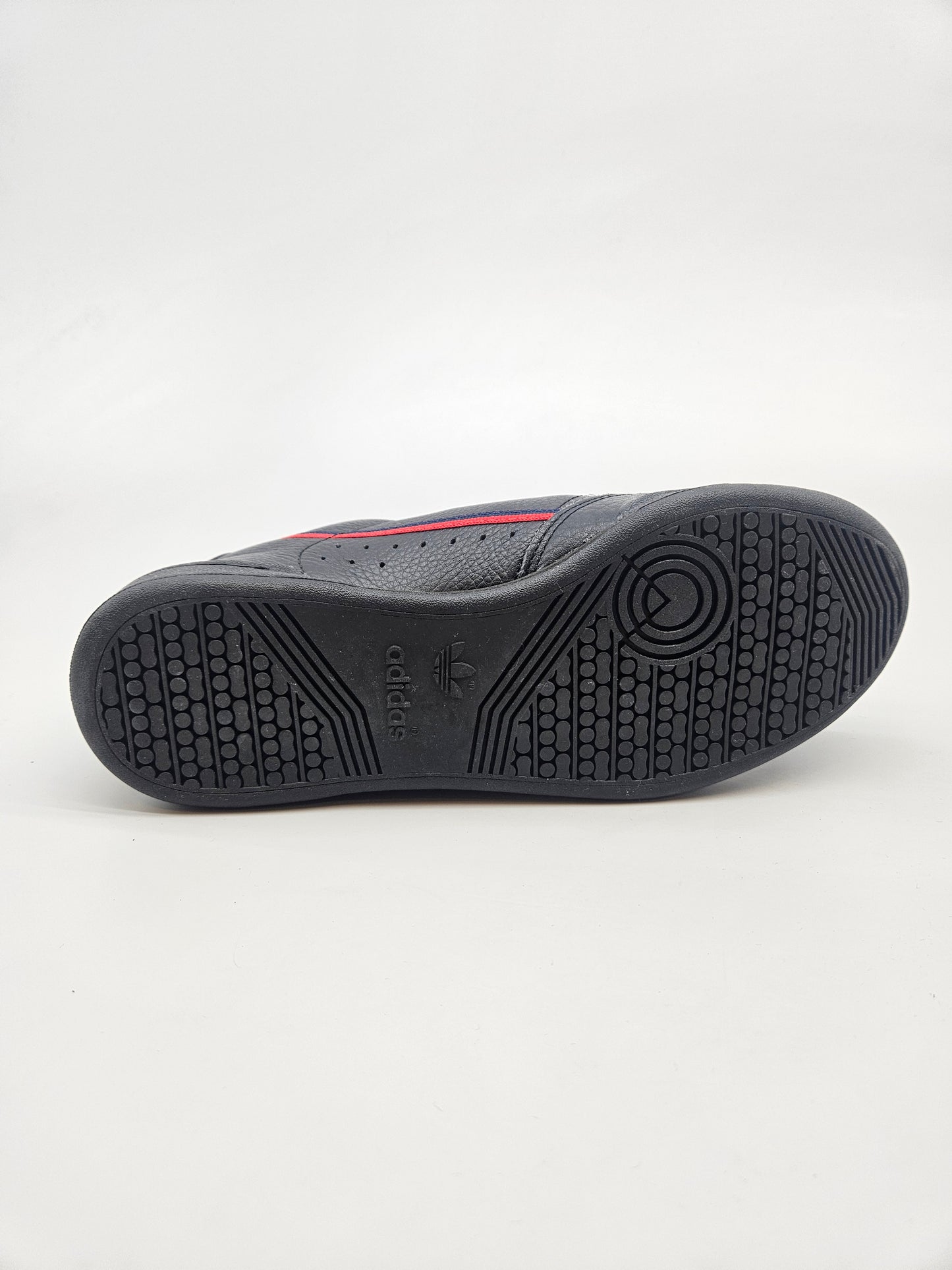 ADIDAS NOVI ORIGINAL PATIKI BR 39