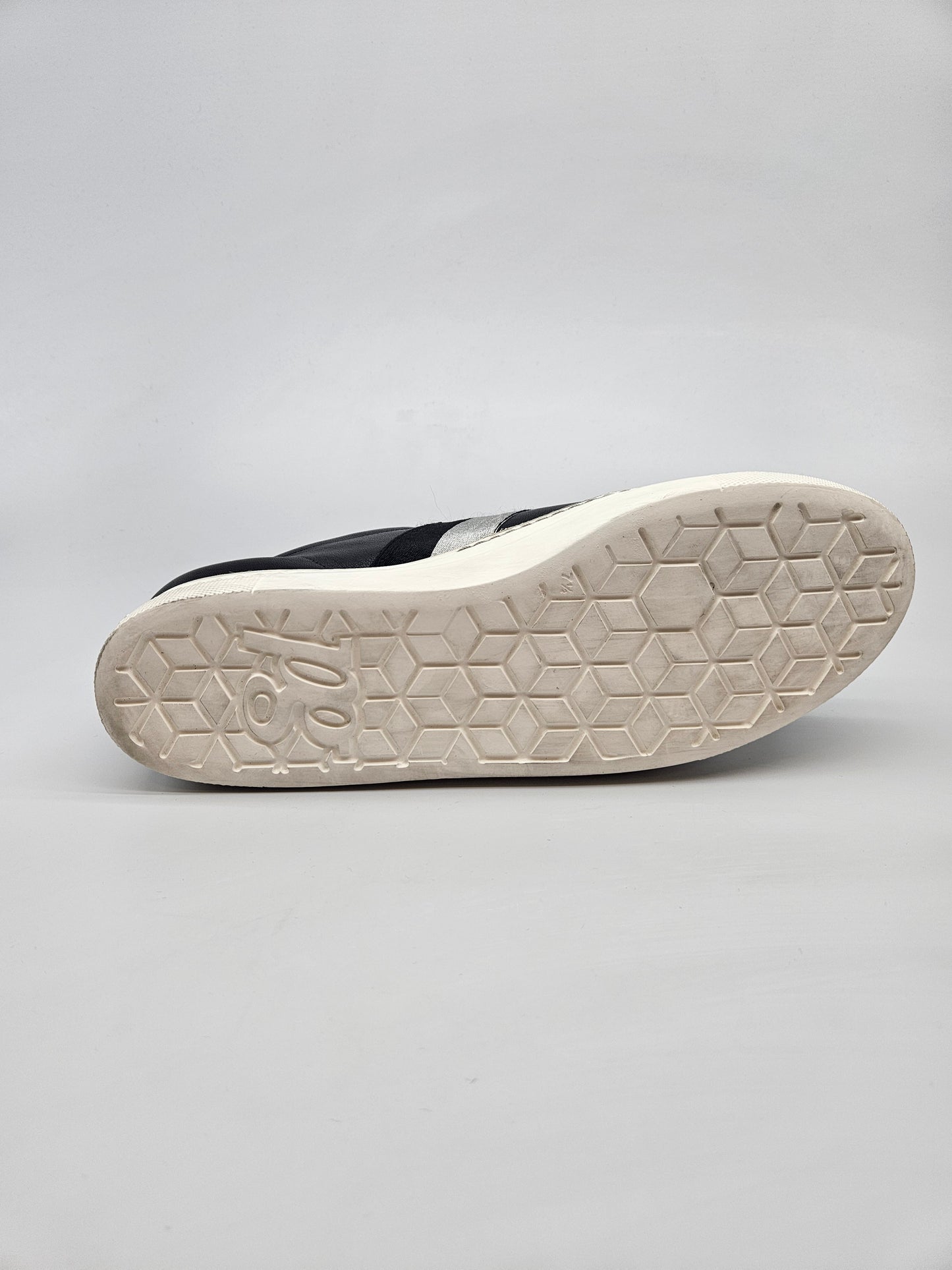 PAUL GREEN ORIGINAL KOZNI PATIKI BR 41.5