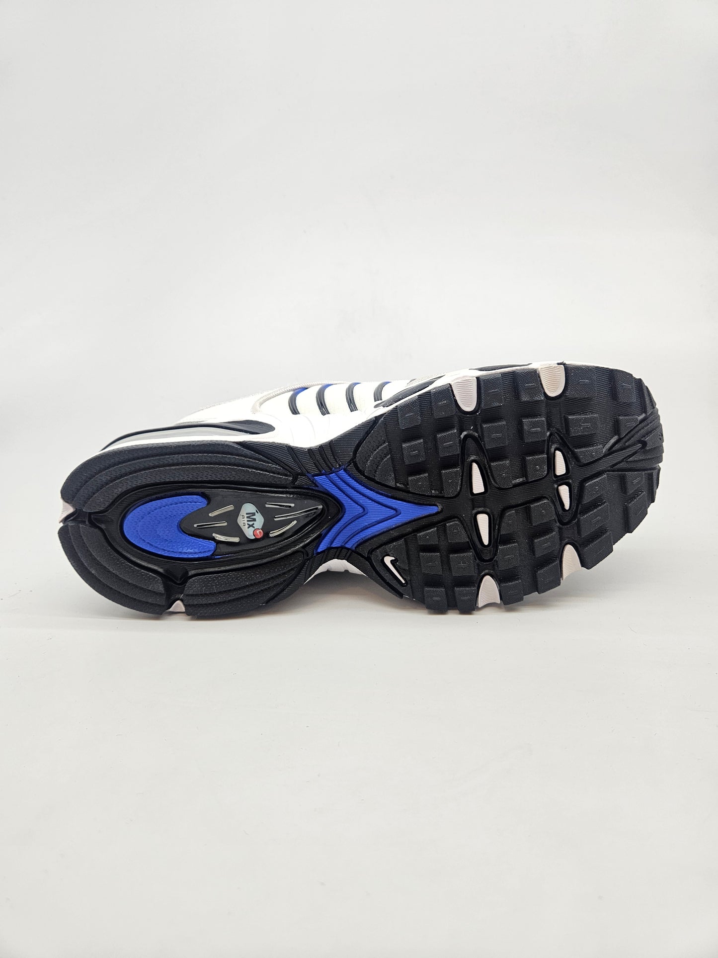 NIKE NOVI PATIKI BR 37.5