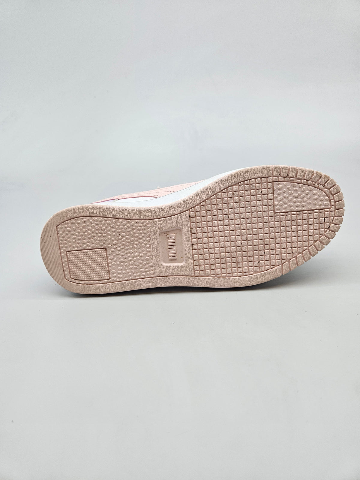 PUMA NOVI ORIGINAL PATIKI BR 36