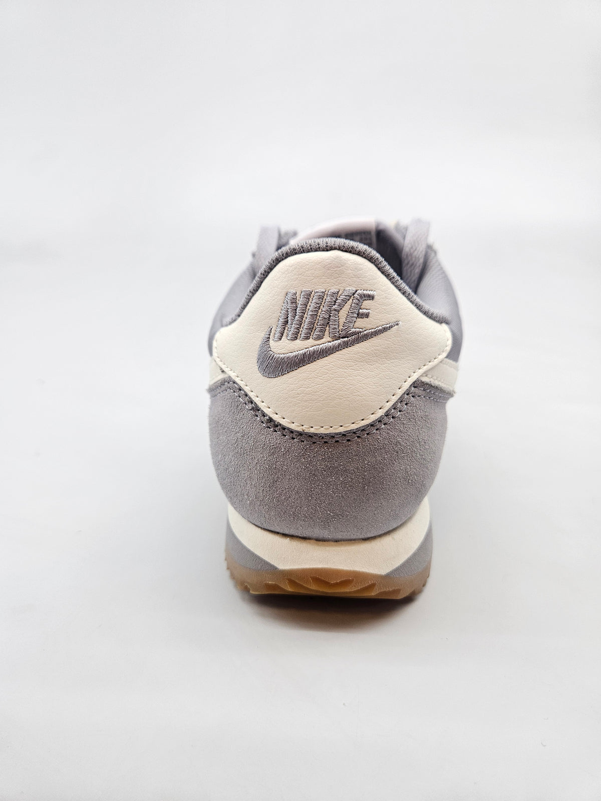 NIKE NOVI ORIGINAL PATIKI BR 41