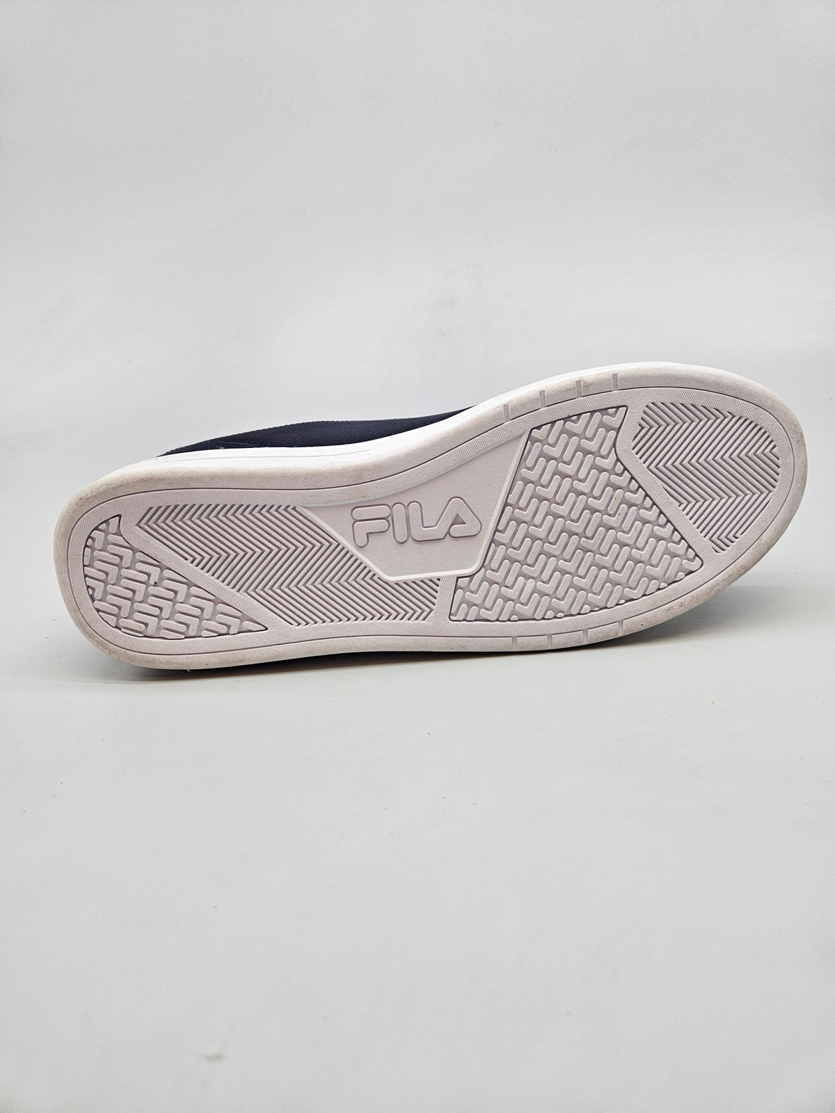 FILA NOVI ORIGINAL PATIKI BR 44