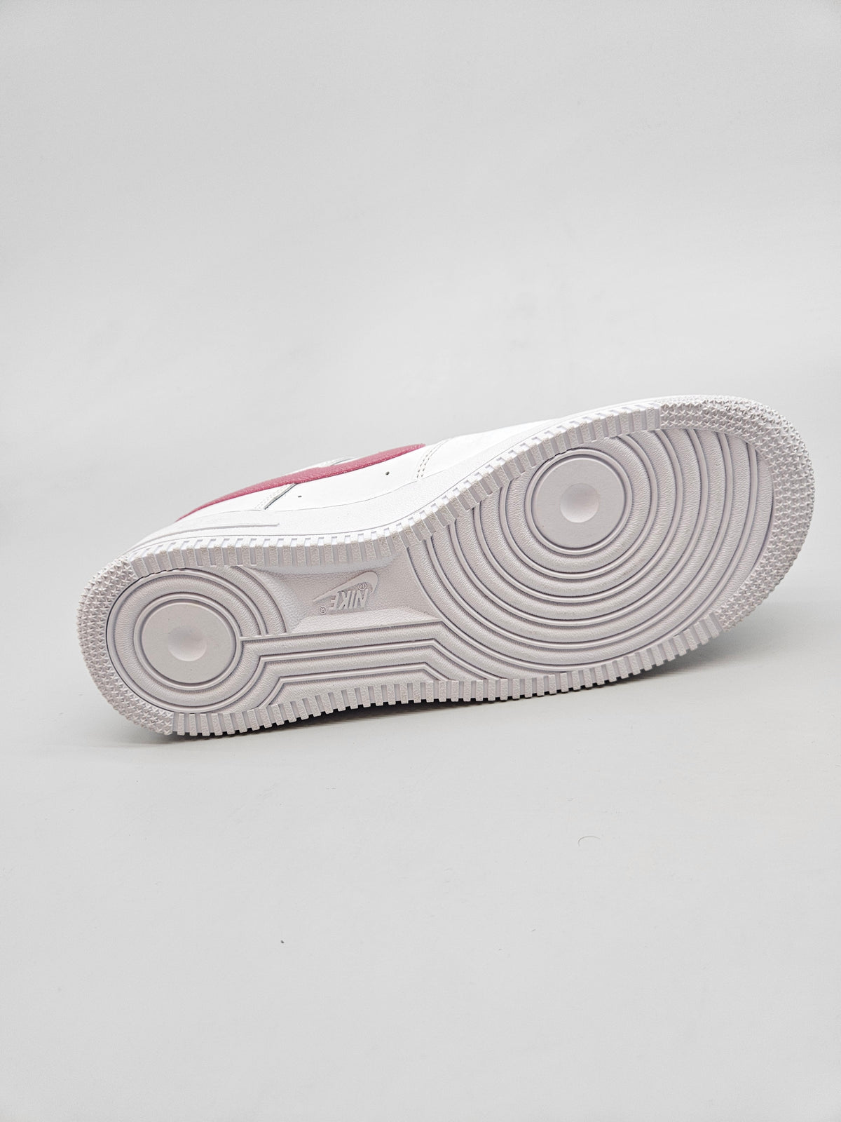 NIKE NOVI ORIGINAL PATIKI BR 38.5