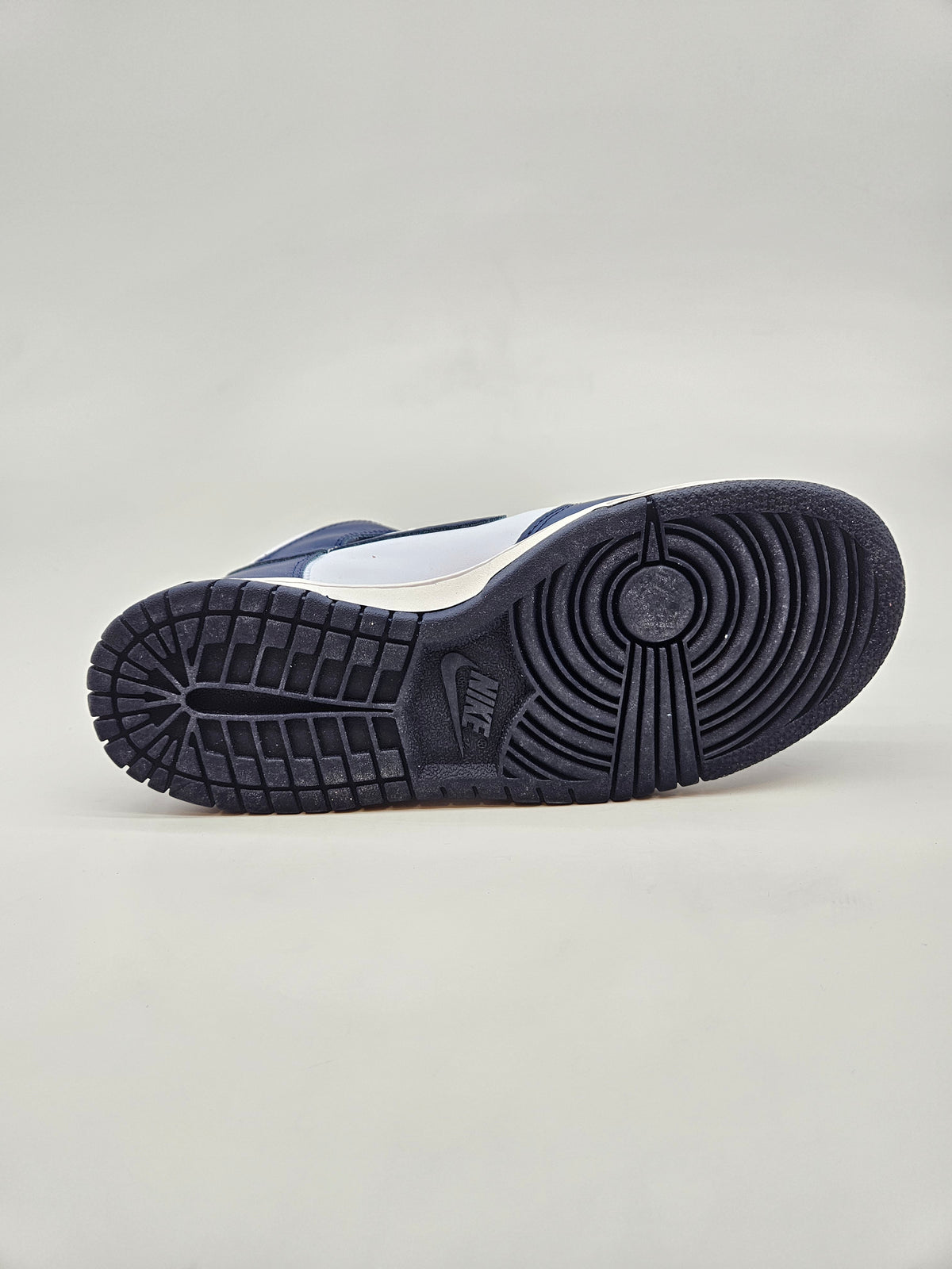 NIKE NOVI ORIGINAL PATIKI BR 38