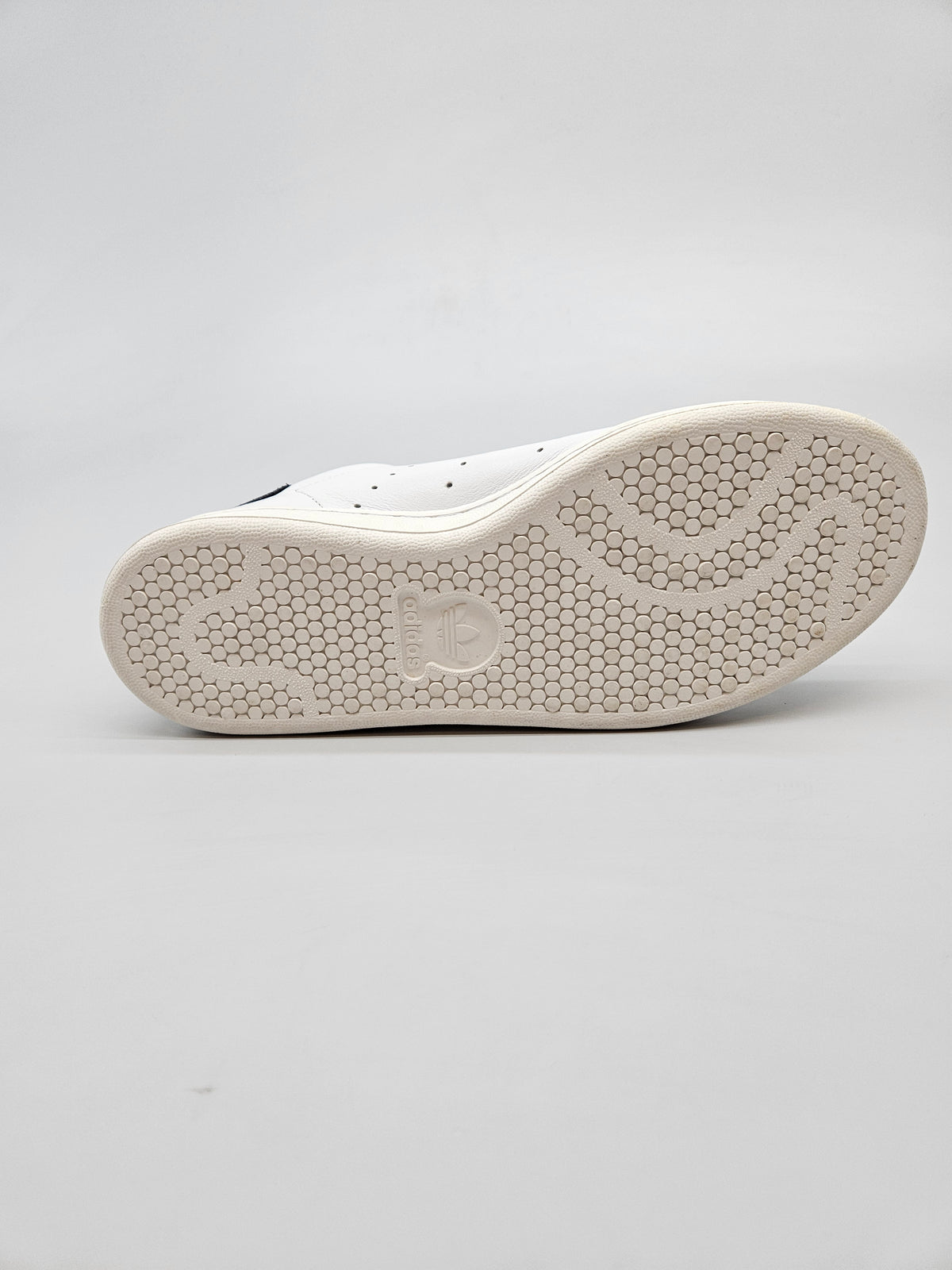 ADIDAS NOVI ORIGINAL PATIKI BR 39