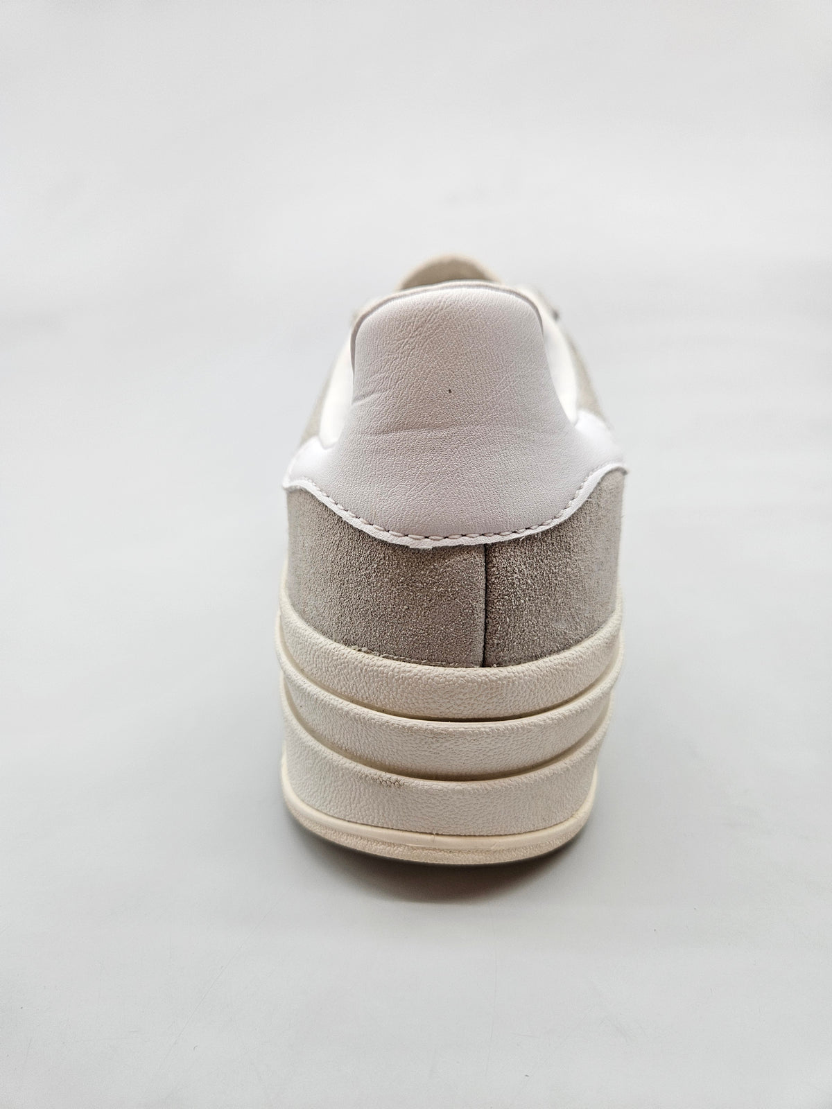 ADIDAS NOVI ORIGINAL PATIKI BR 44