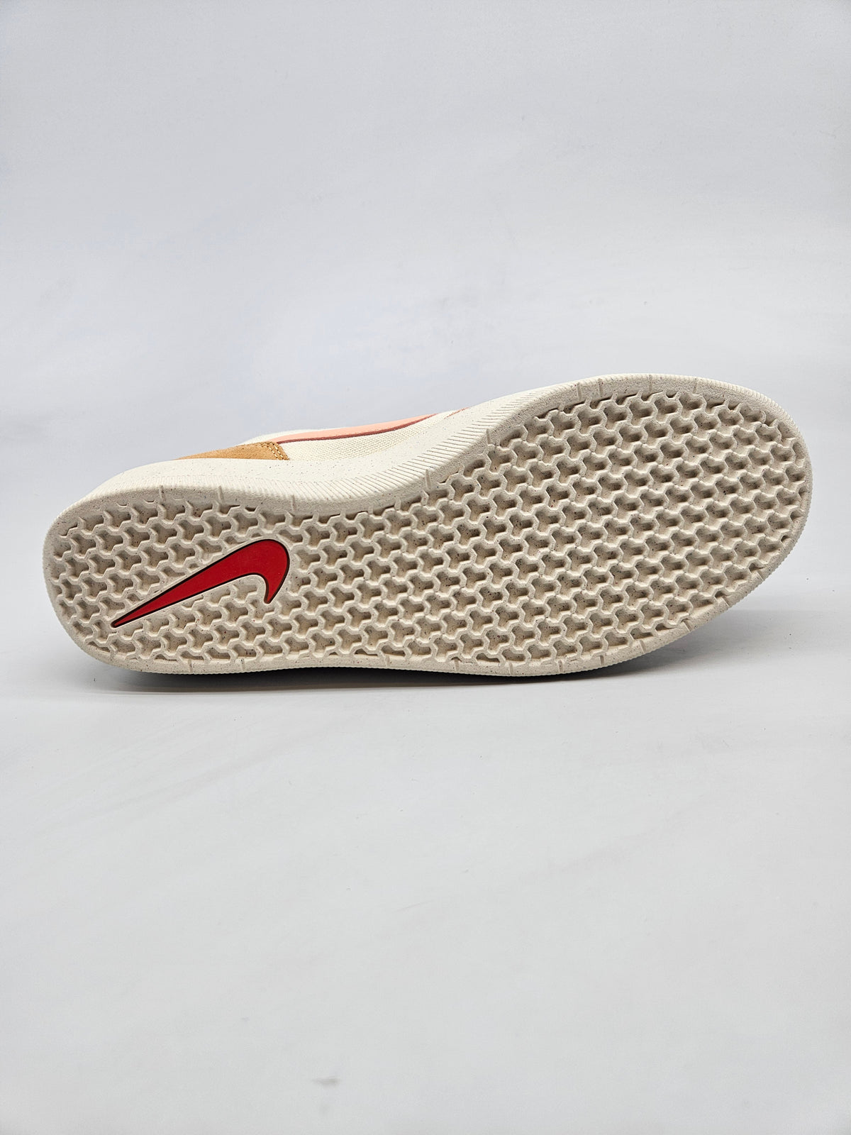 NIKE NOVI ORIGINAL PATIKI BR 44