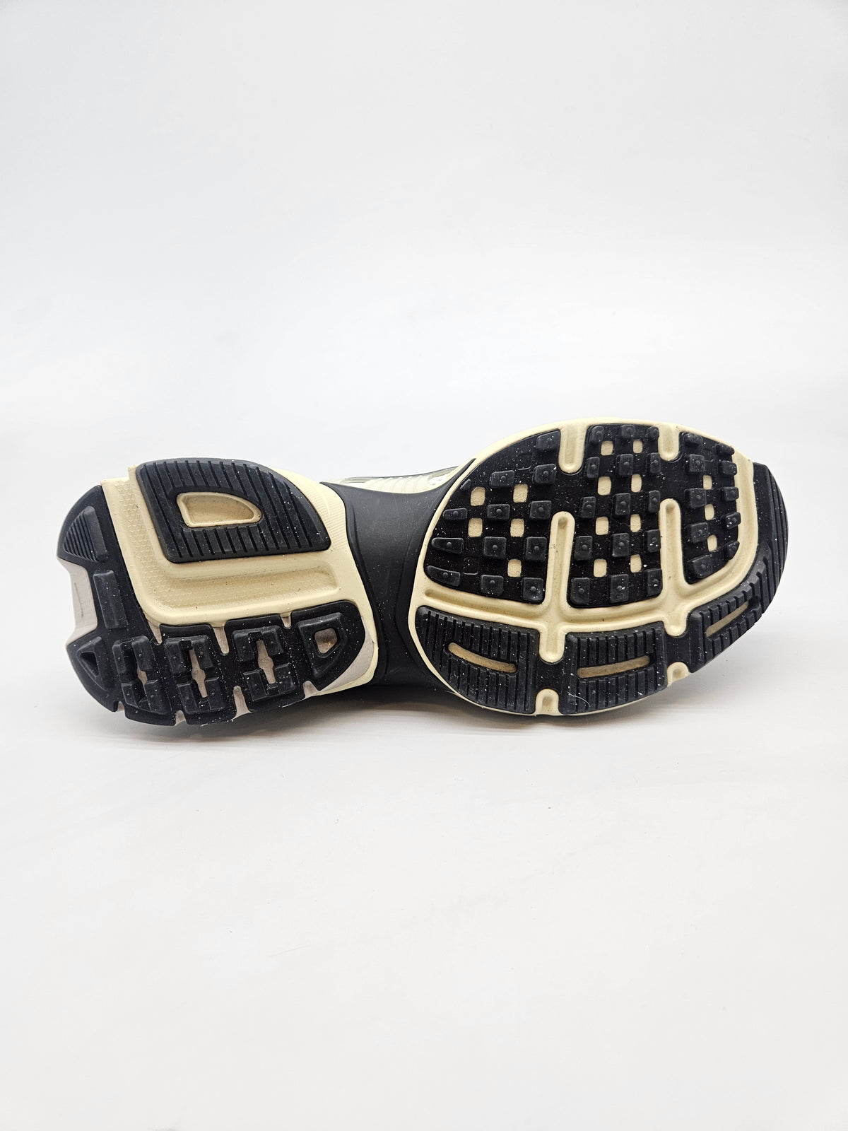 NIKE NOVI ORIGINAL PATIKI BR 38