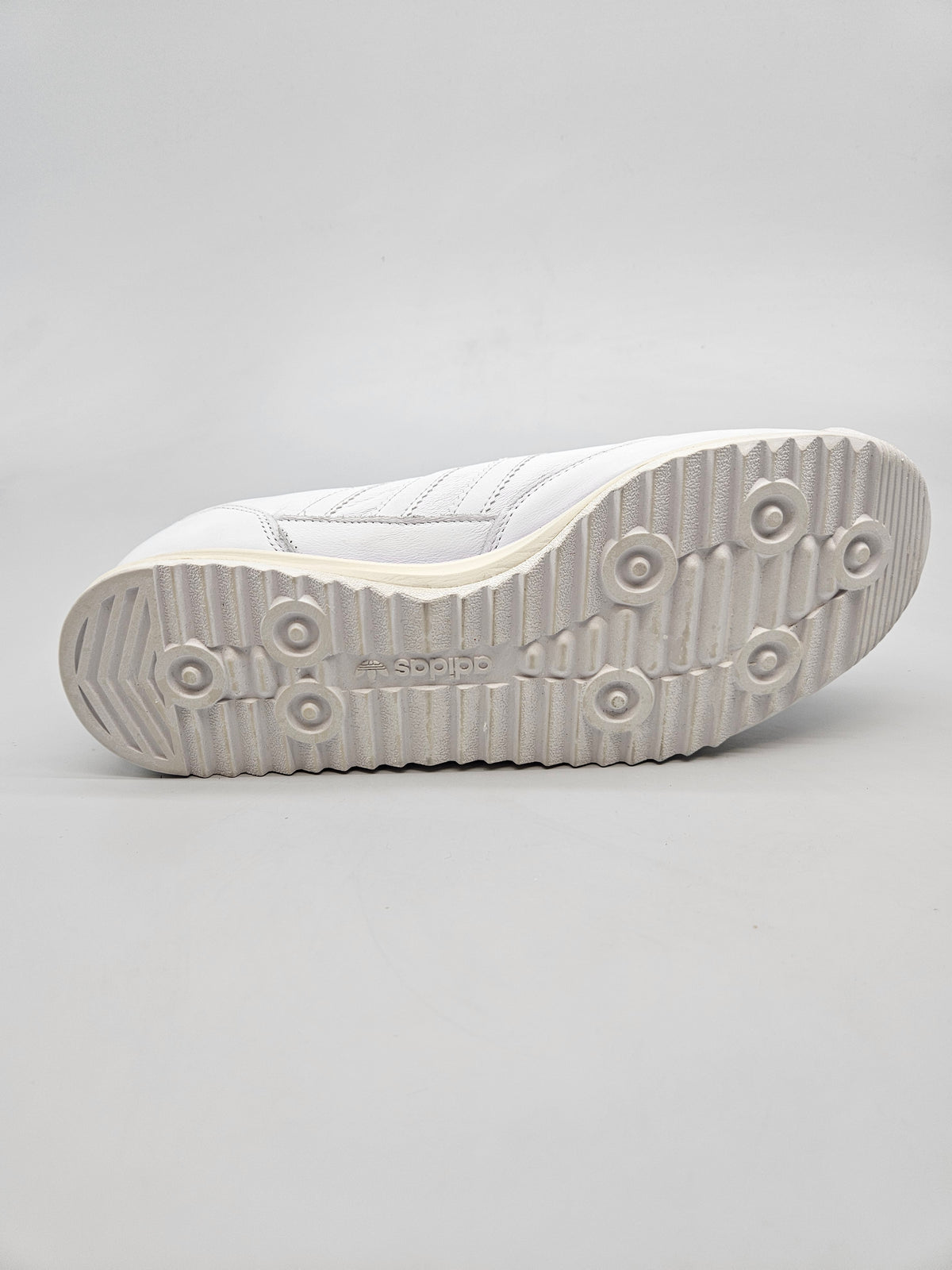 ADIDAS NOVI ORIGINAL PATIKI BR 43