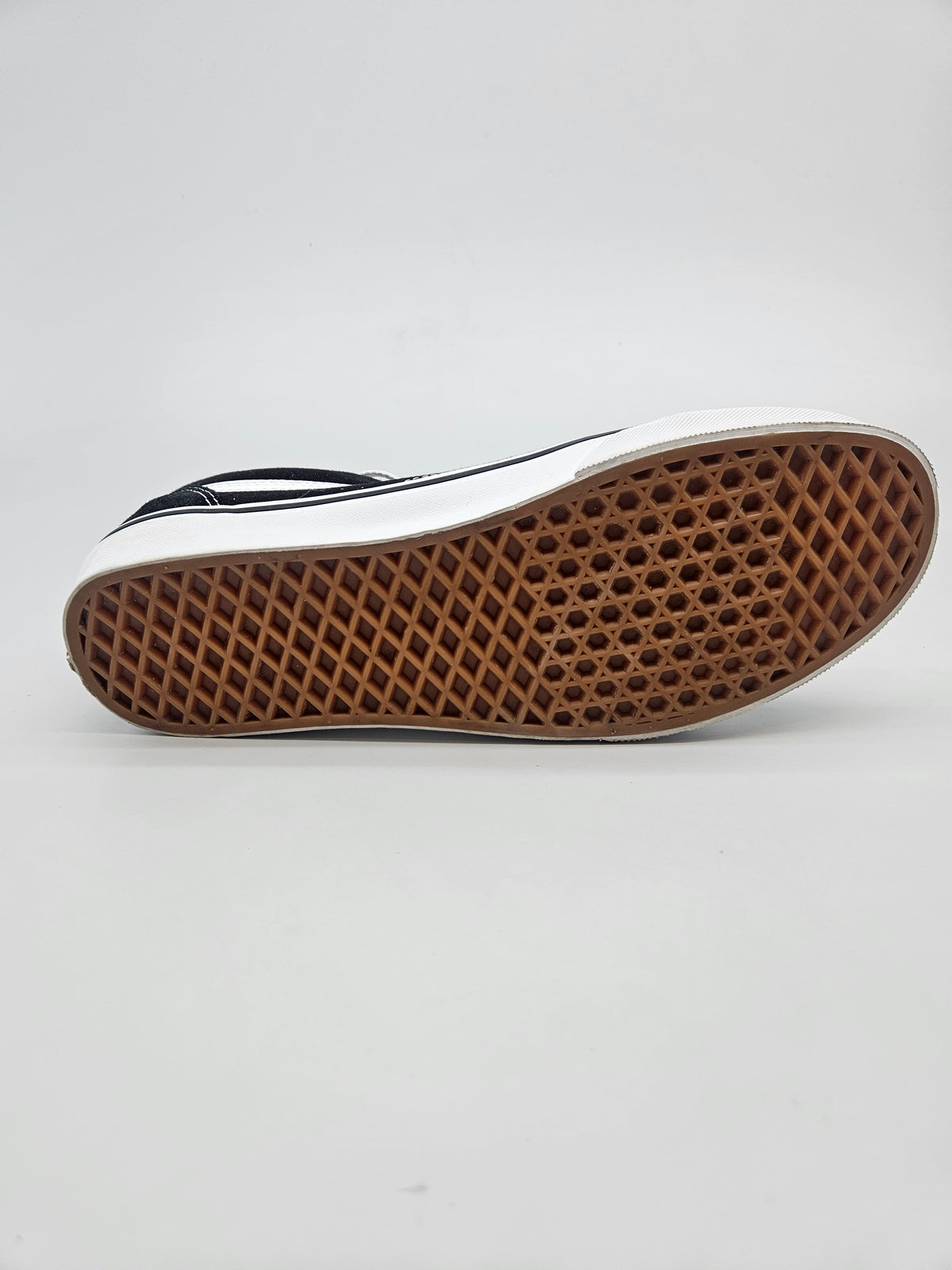 VANS NOVI ORIGINAL PATIKI BR 44.5