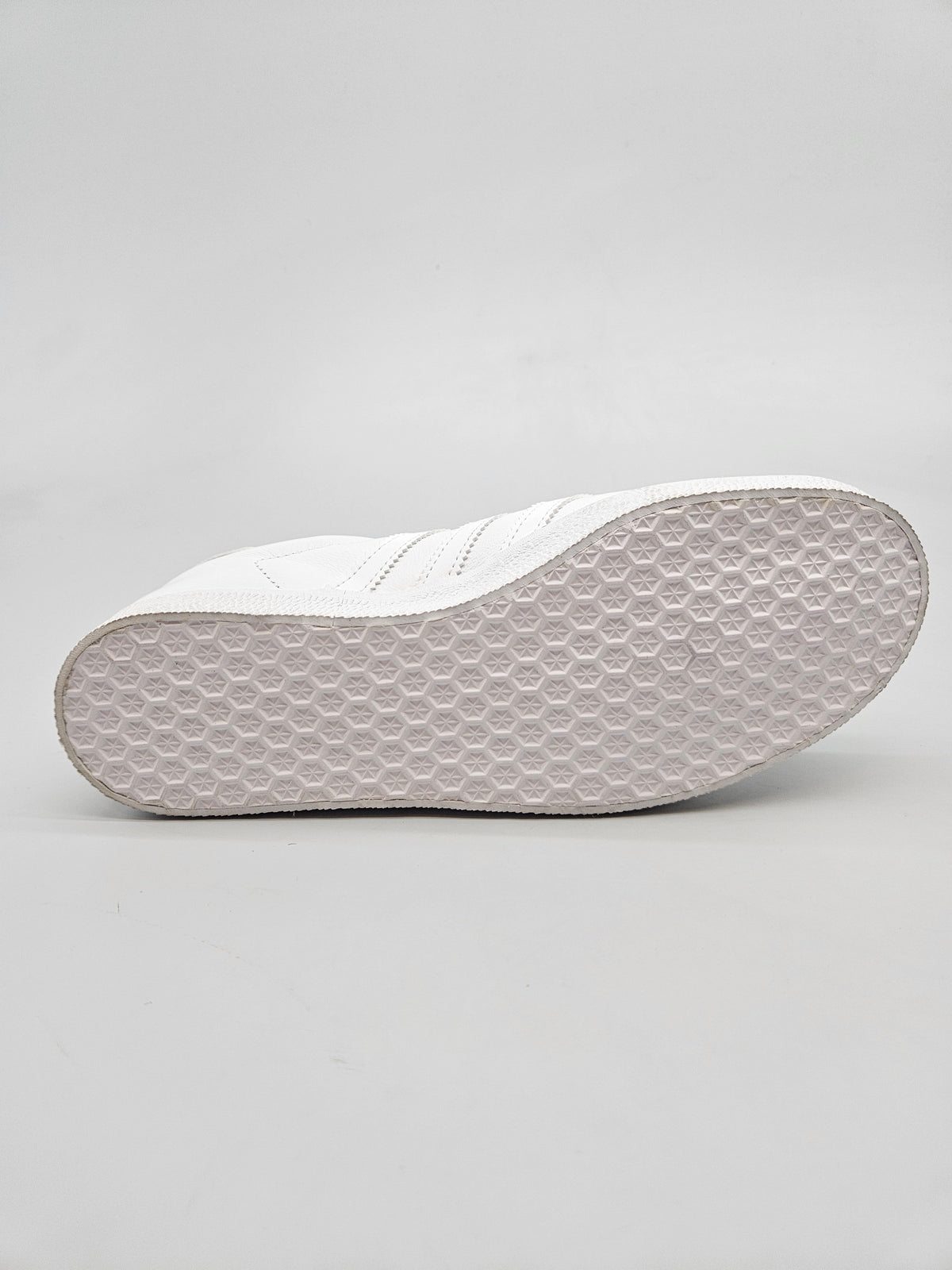 ADIDAS NOVI ORIGINAL PATIKI BR 38