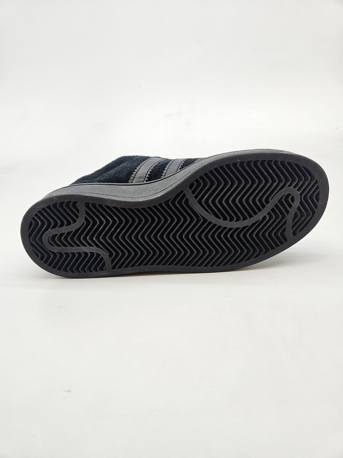 ADIDAS NOVI ORIGINAL PATIKI BR 38