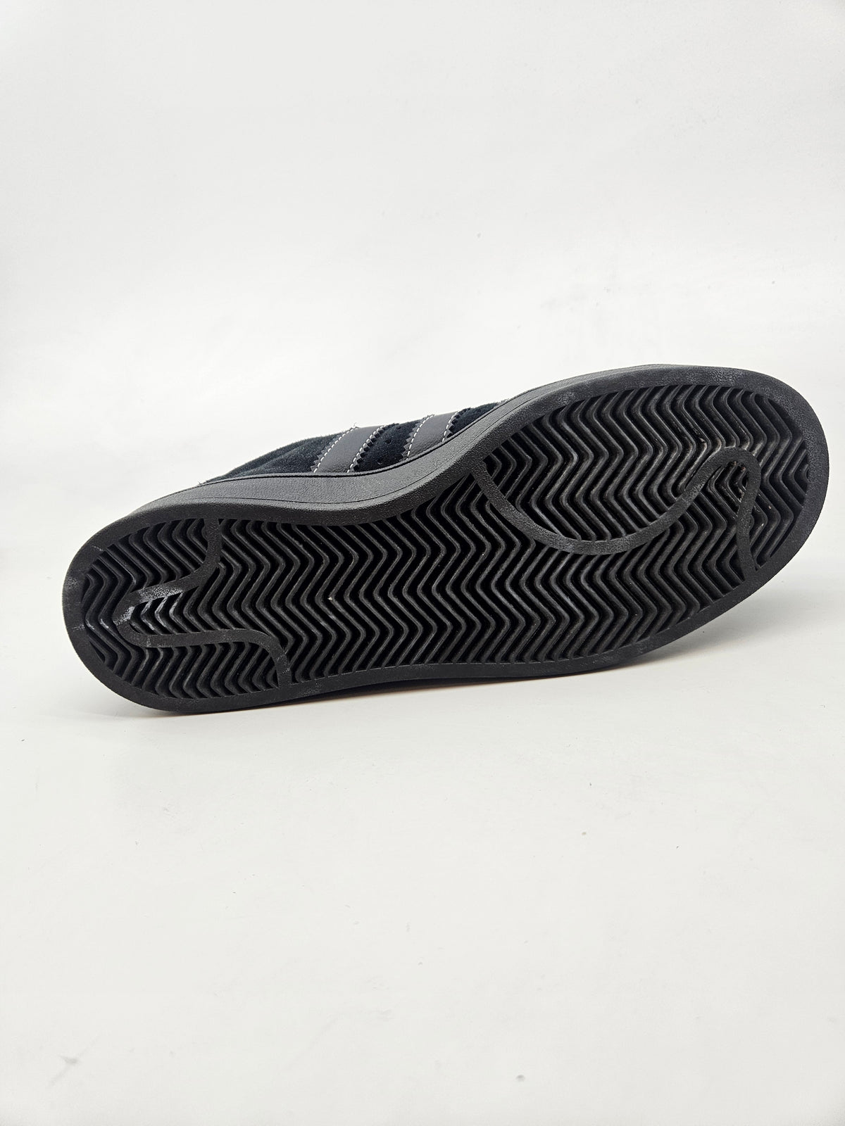 ADIDAS NOVI ORIGINAL PATIKI BR 42