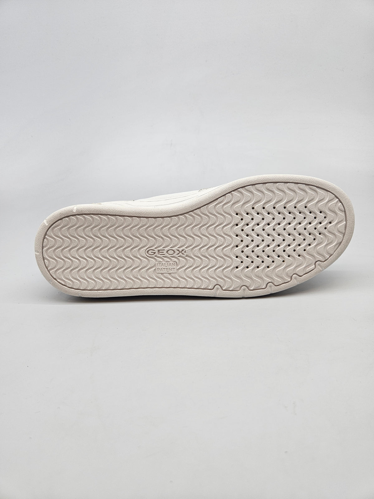 GEOX NOVI ORIGINAL PATIKI BR 41