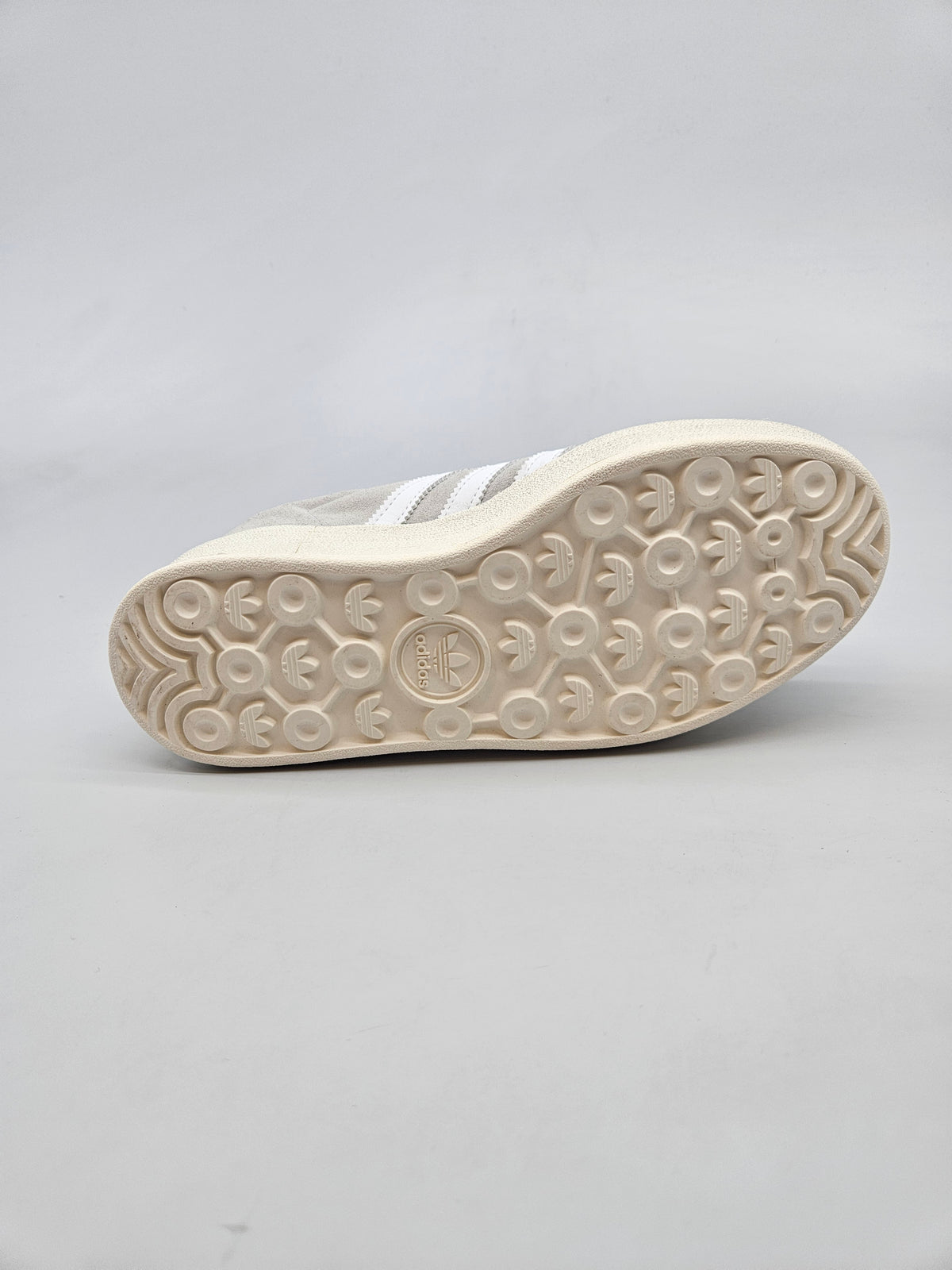 ADIDAS NOVI ORIGINAL PATIKI BR 37