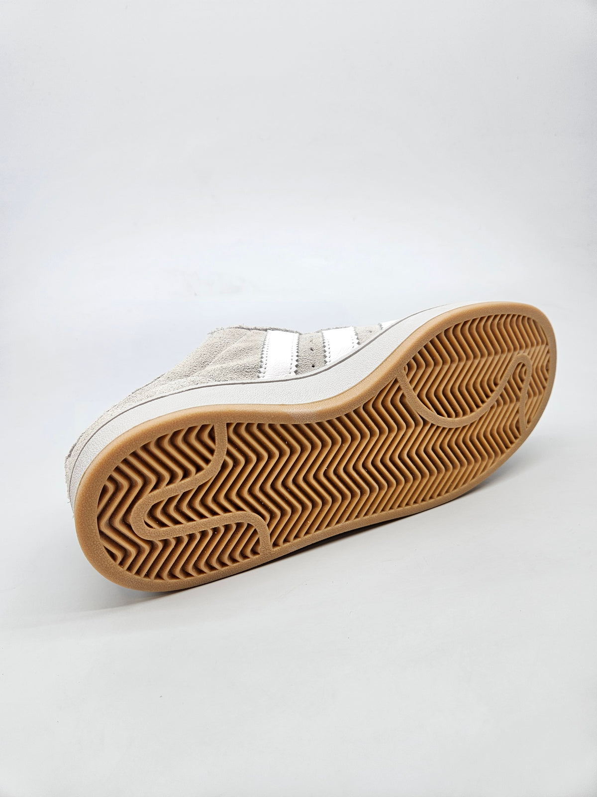ADIDAS NOVI ORIGINAL PATIKI BR 40.5