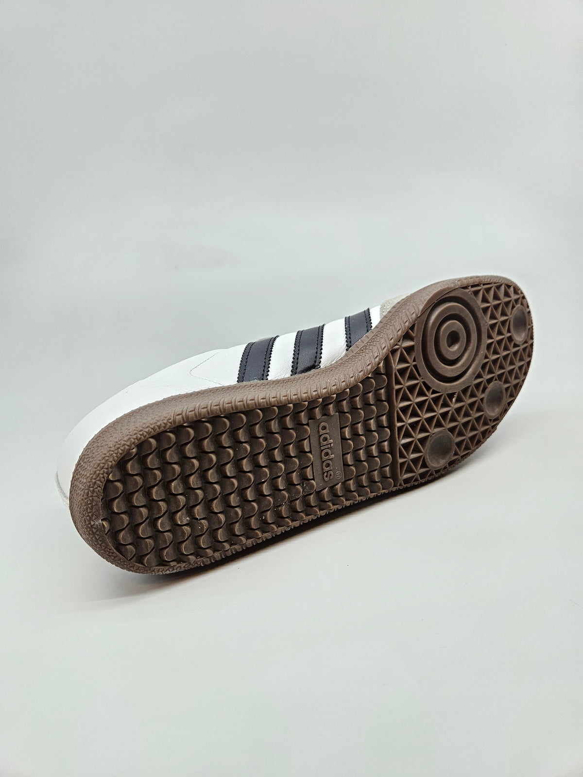 ADIDAS NOVI ORIGINAL PATIKI BR 40.5