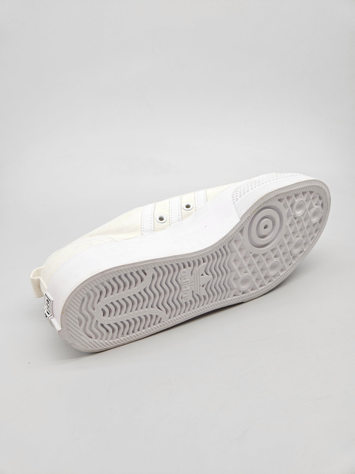 ADIDAS NOVI ORIGINAL PATIKI BR 39