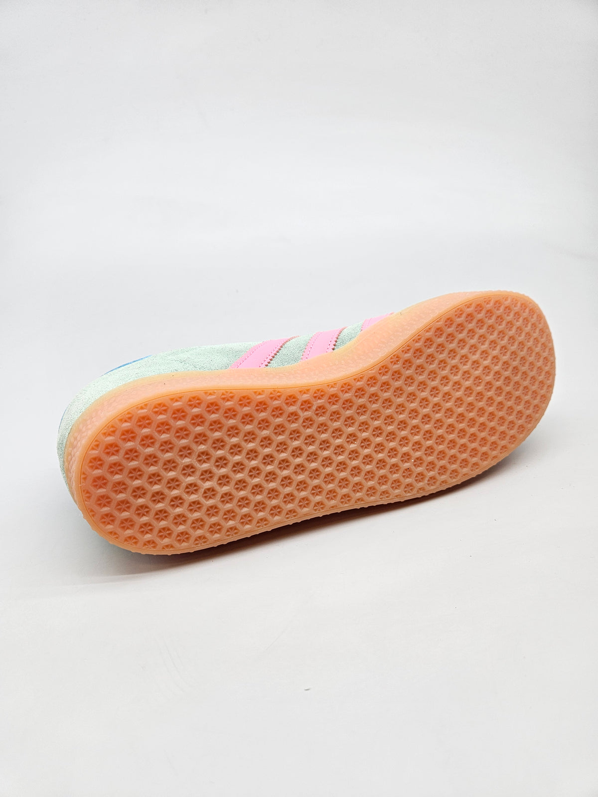ADIDAS NOVI ORIGINAL PATIKI BR 35