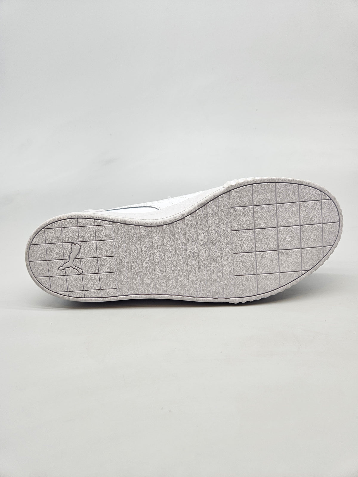 PUMA NOVI ORIGINAL PATIKI BR 40.5