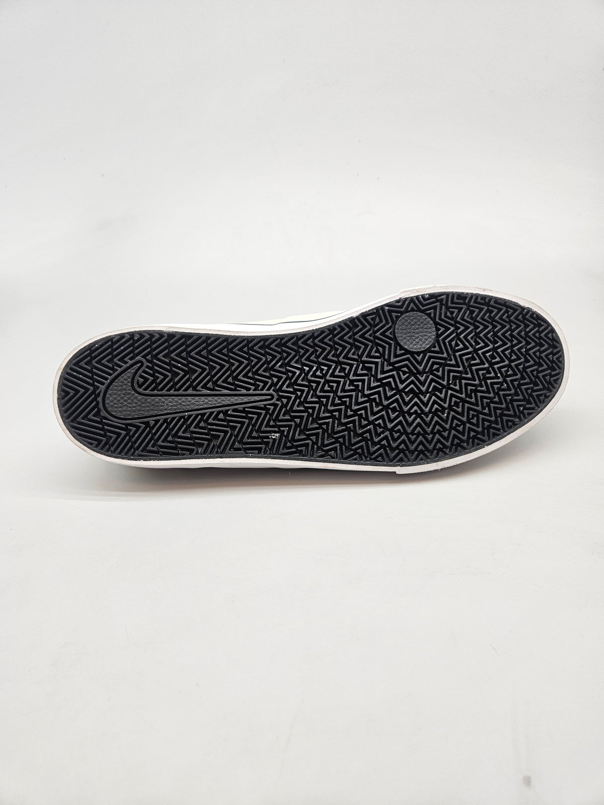 NIKE NOVI ORIGINAL PATIKI BR 44.5