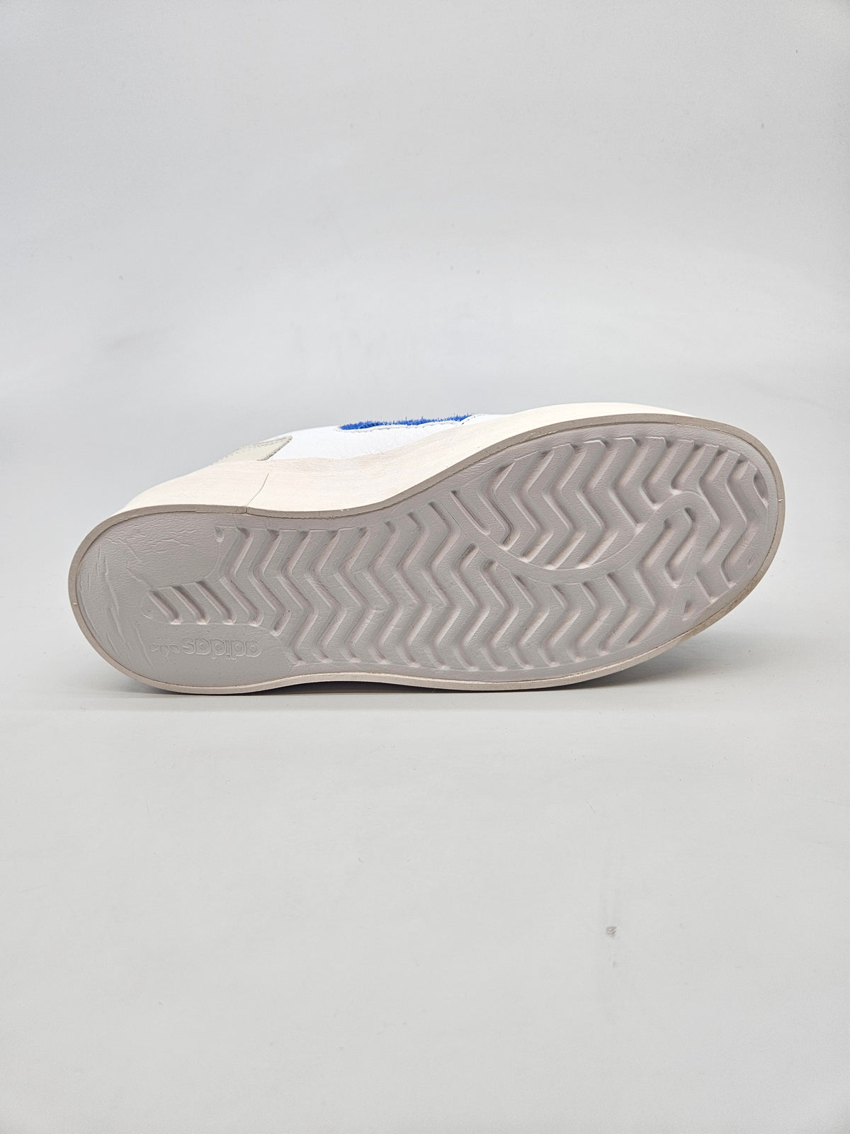 ADIDAS NOVI ORIGINAL PATIKI BR 40