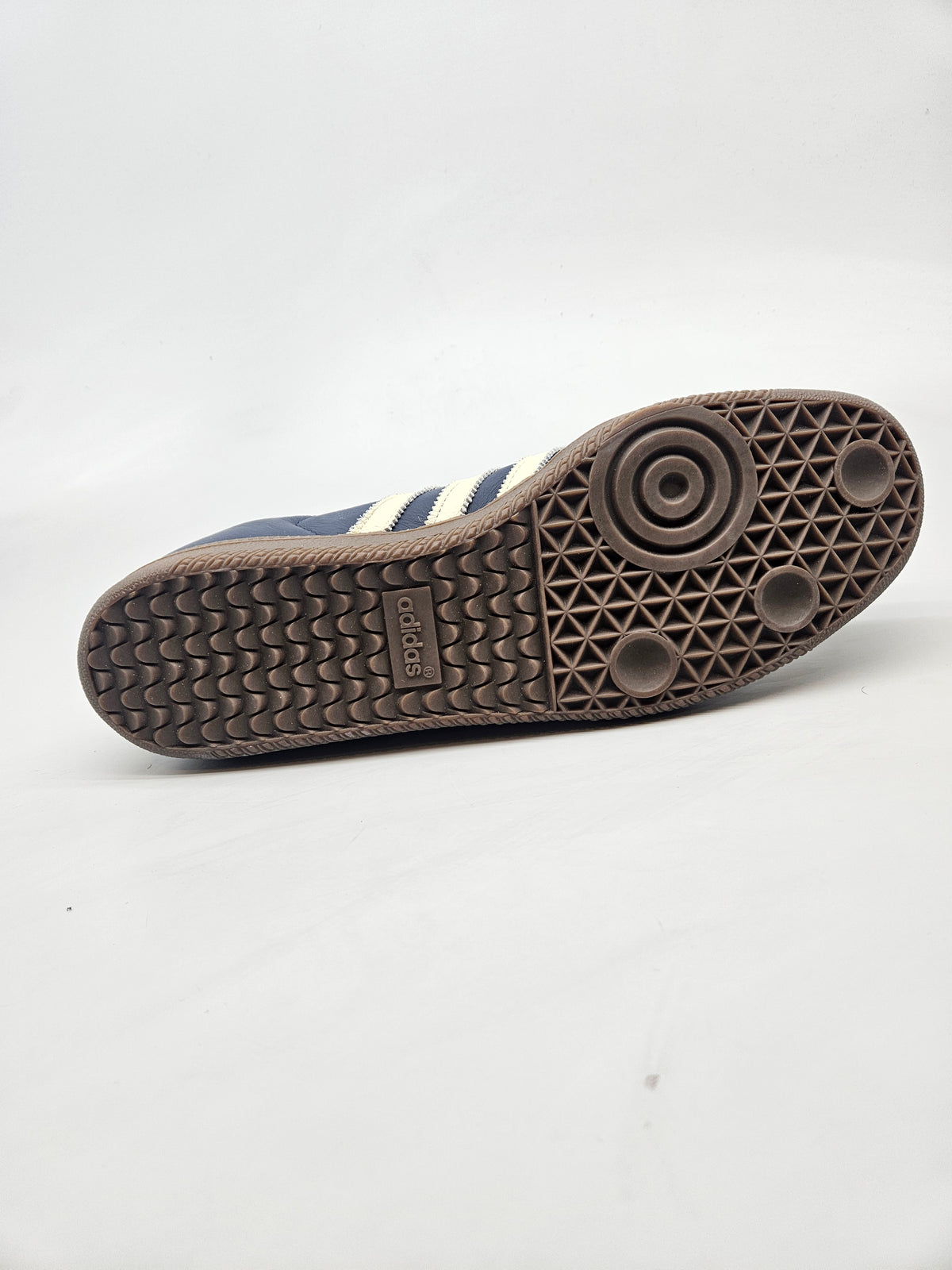 ADIDAS NOVI ORIGINAL PATIKI BR 38