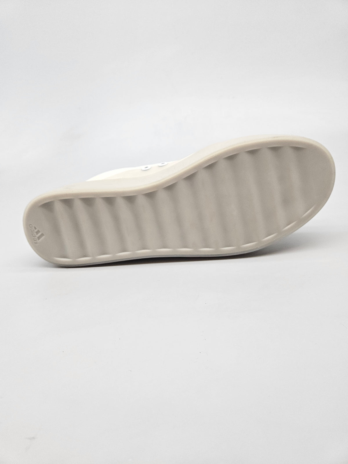 ADIDAS NOVI ORIGINAL PATIKI BR 44