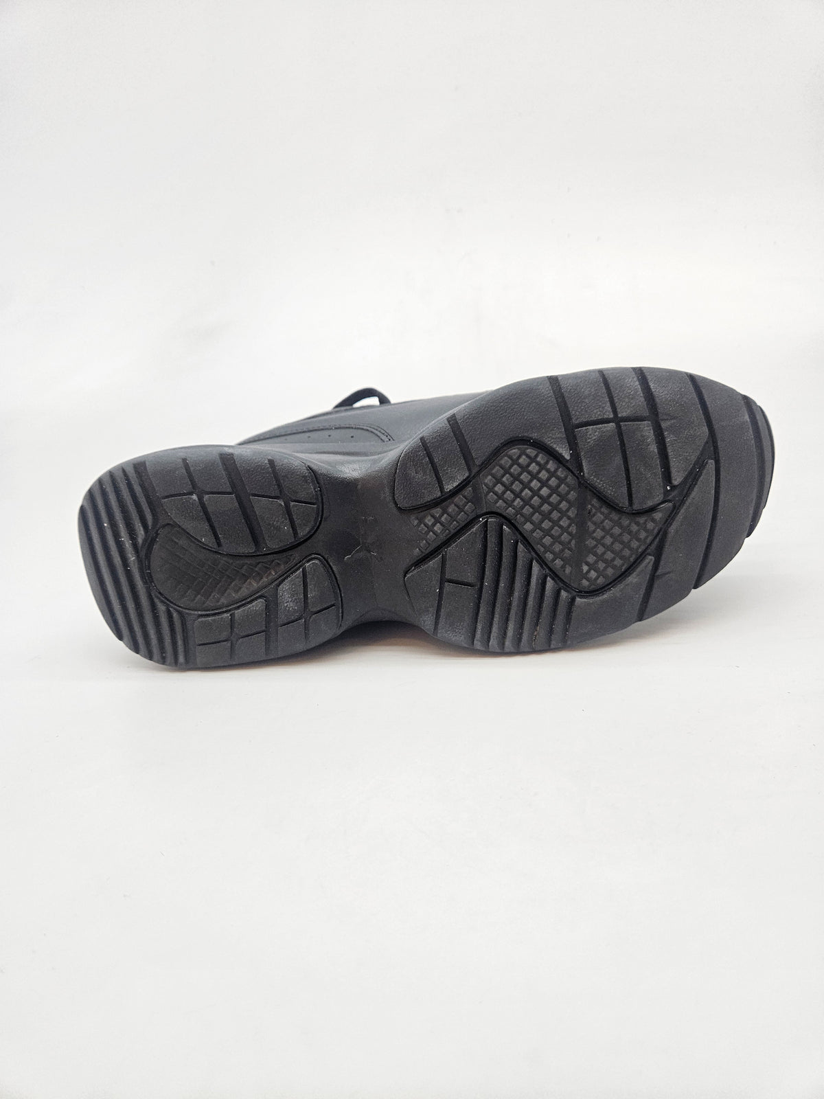 PUMA NOVI ORIGINAL PATIKI BR 38