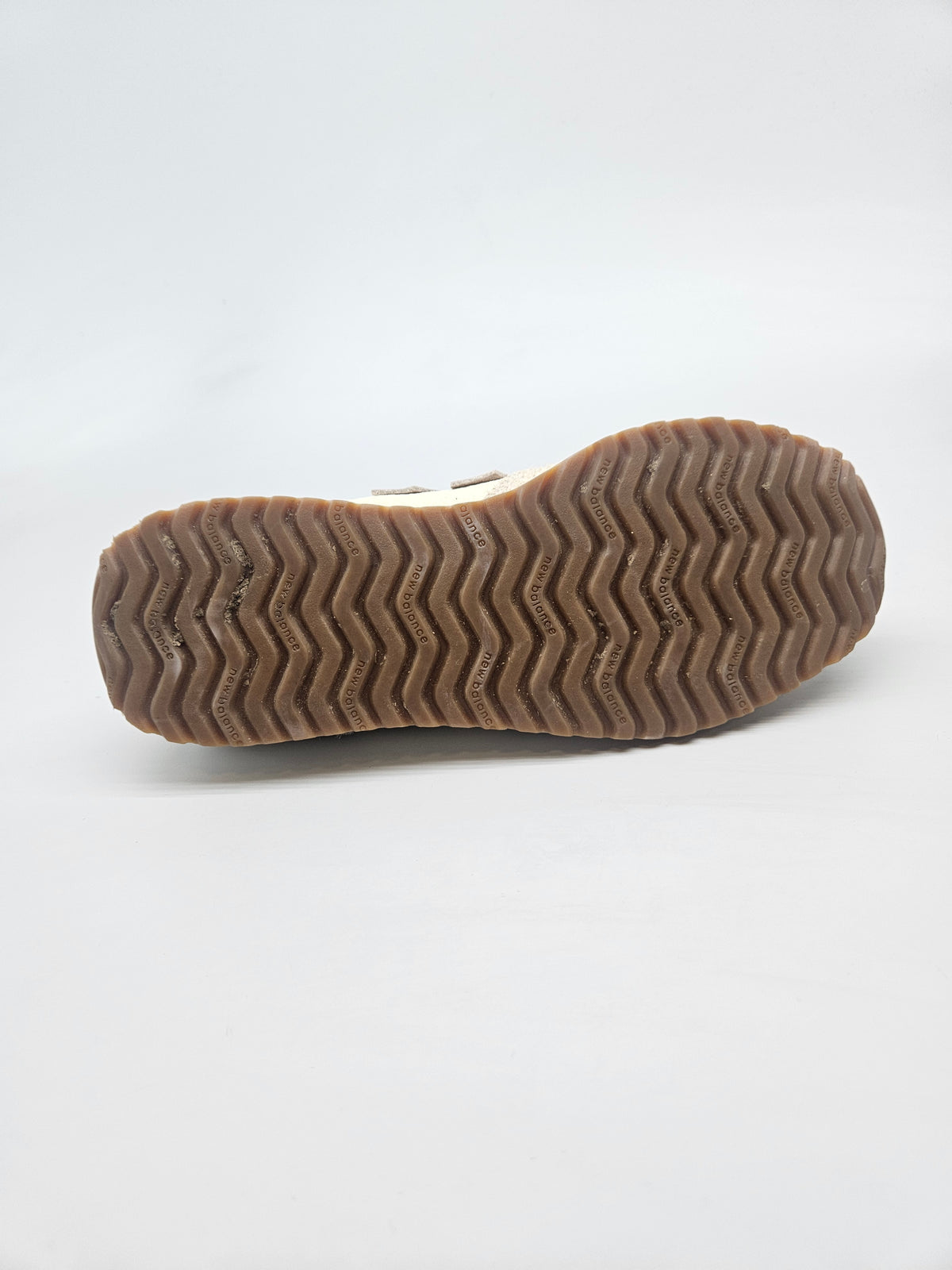 NEW NOVI BALANCE ORIGINAL PATIKI BR 40.5