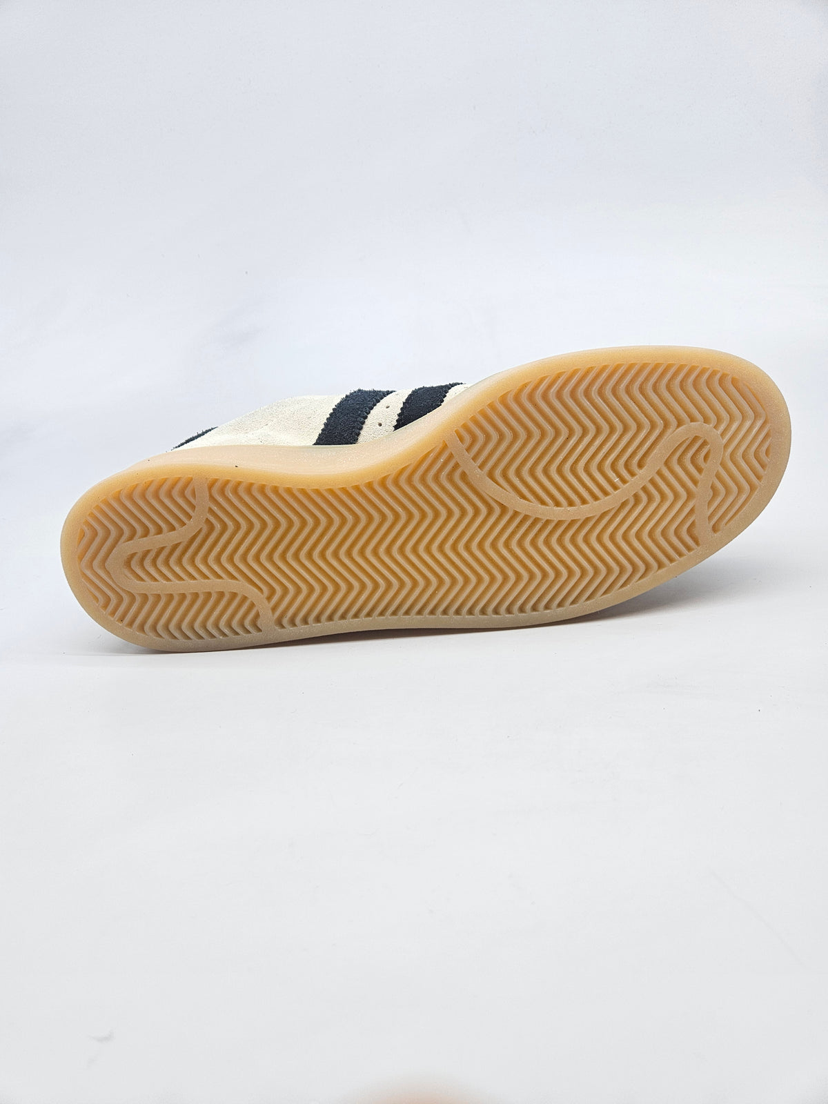 ADIDAS NOVI ORIGINAL PATIKI BR 44