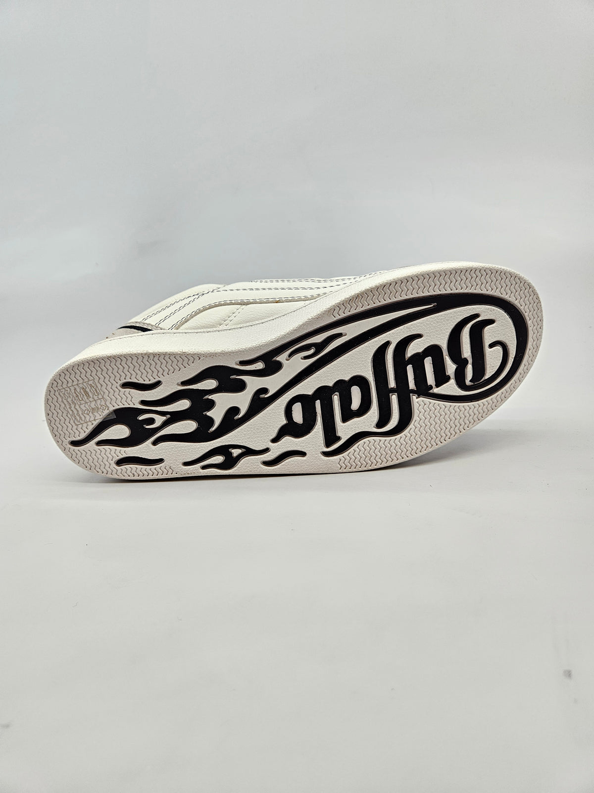 BUFFALO NOVI ORIGINAL PATIKI BR 39