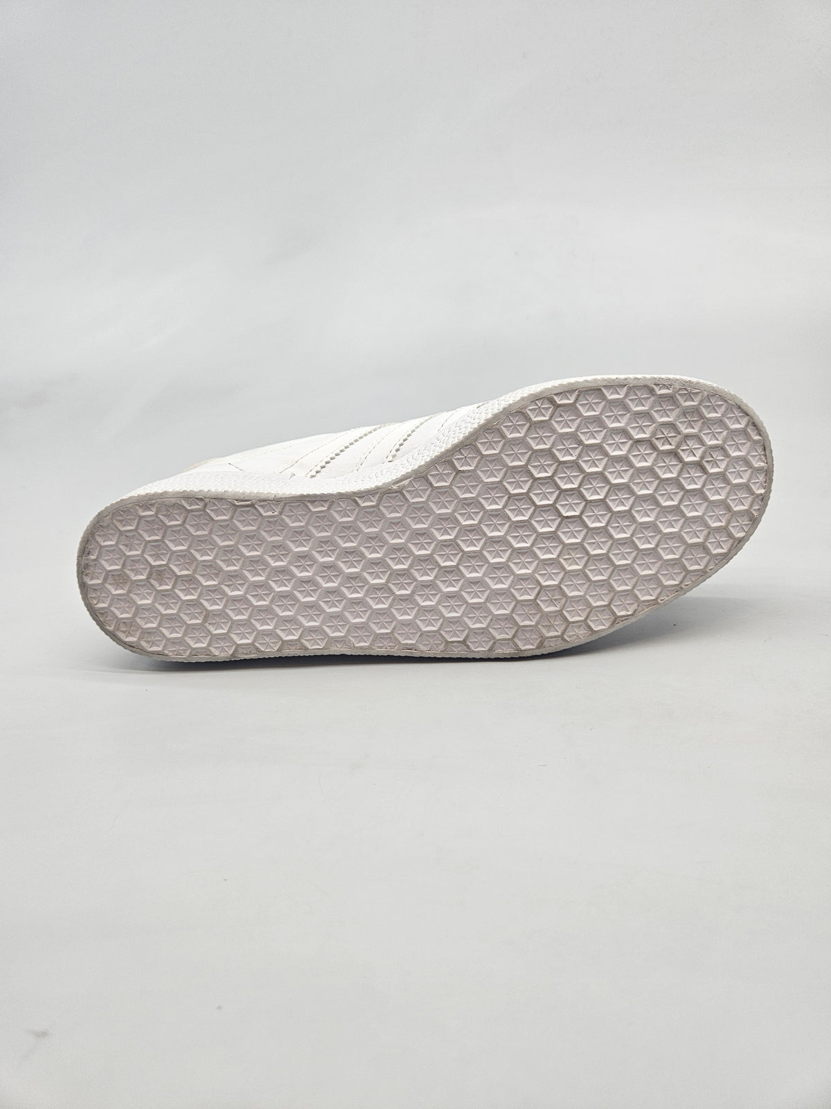 ADIDAS GAZZELE NOVI ORIGINAL PATIKI BR 36
