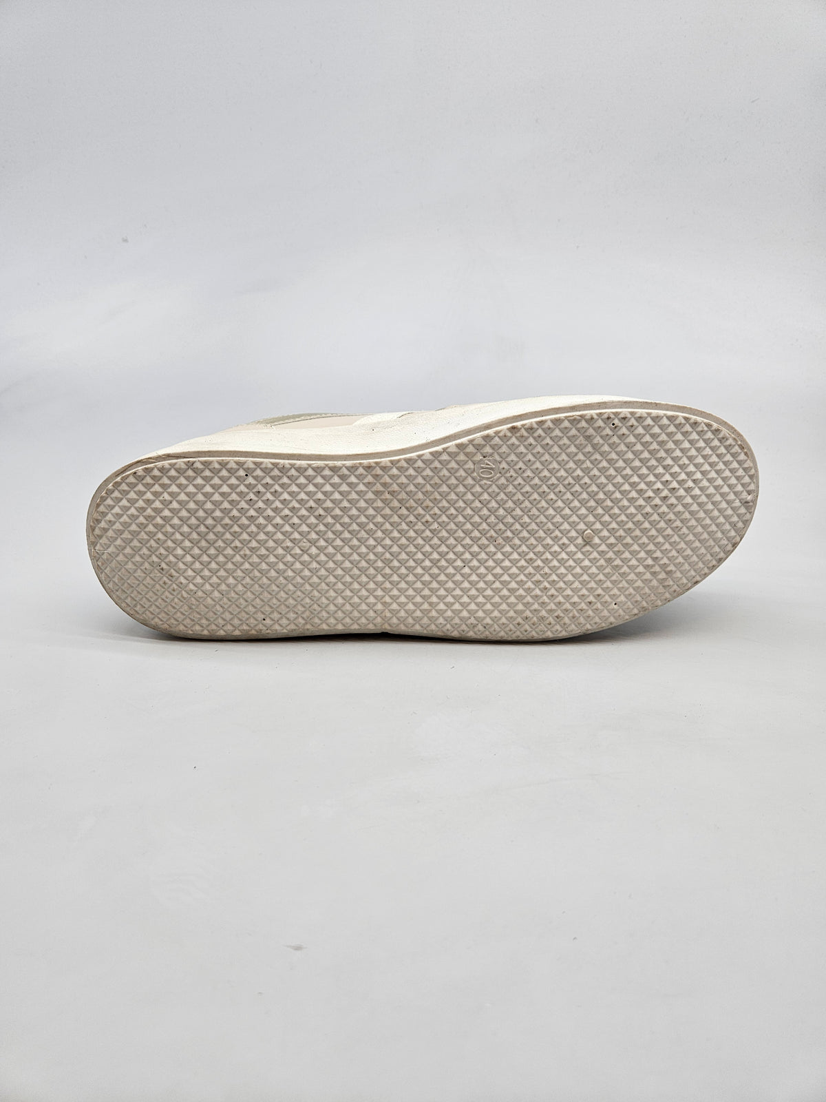 ANA FIELD ORIGINAL PATIKI BR 40