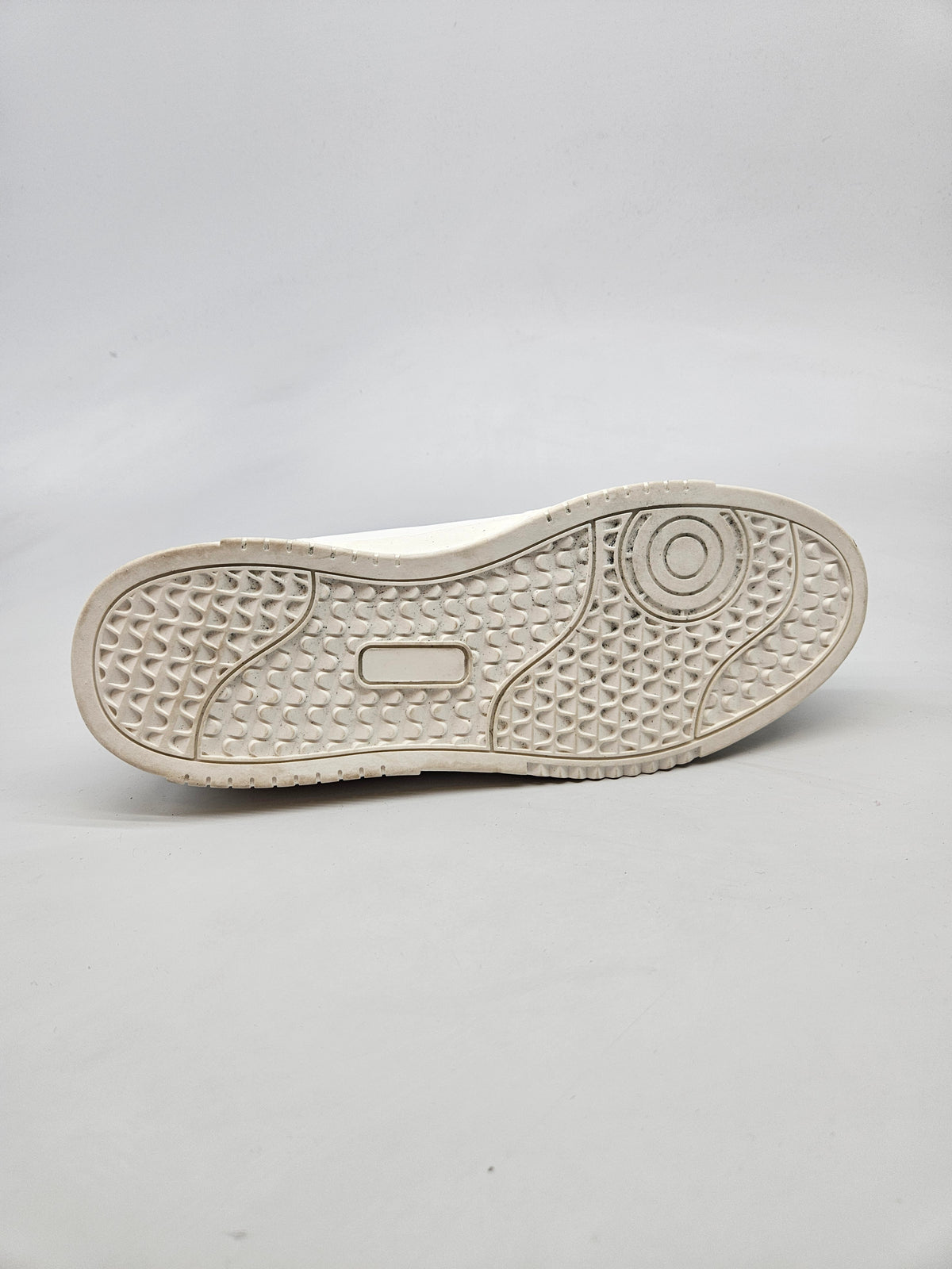 PIER ONE ORIGINAL PATIKI BR 42
