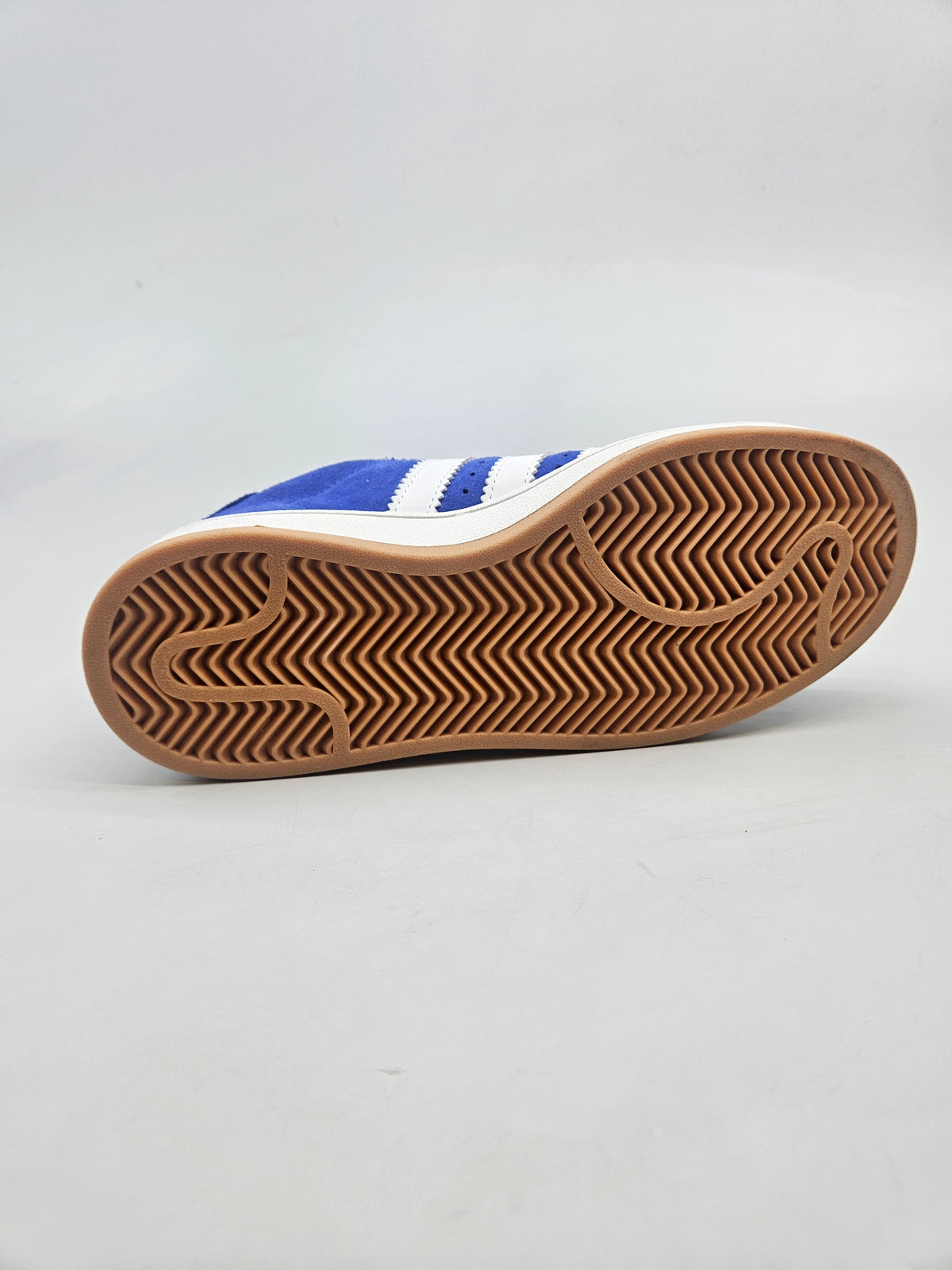 ADIDAS NOVI ORIGINAL PATIKI BR 38