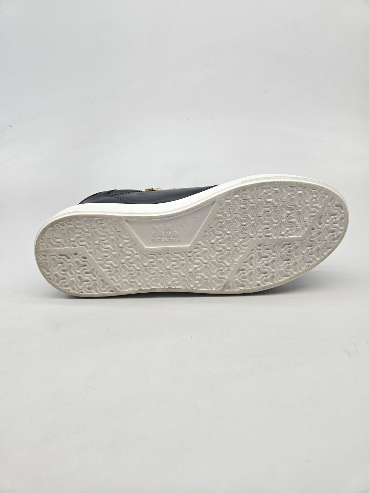 EXTRA LIGHT NOVI ORIGINAL PATIKI BR 39