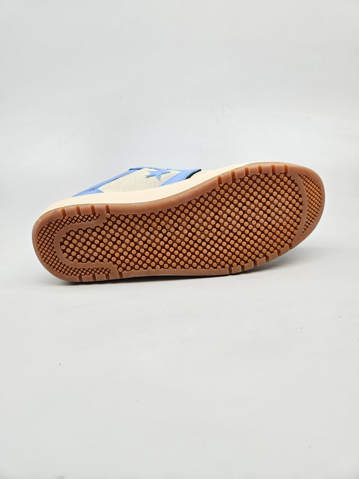 CONVERSE NOVI ORIGINAL PATIKI BR 43
