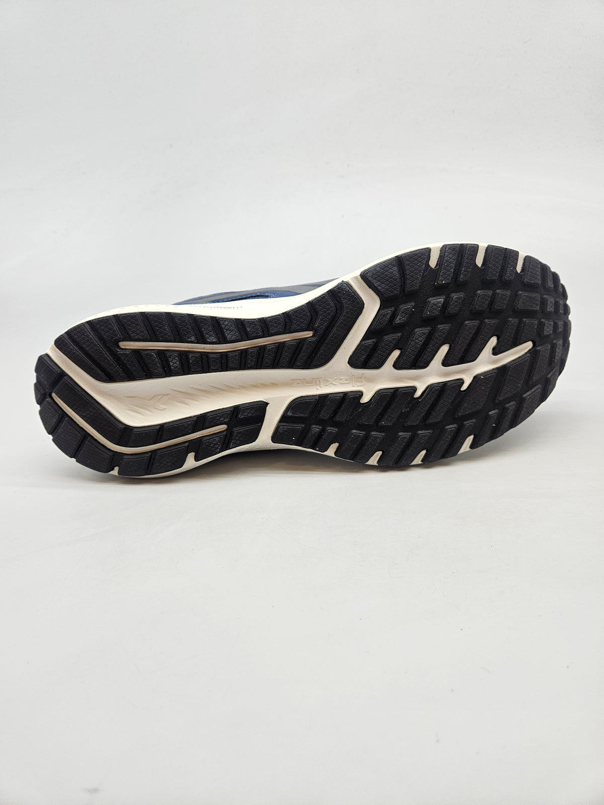 TENTH COMFORT NOVI ORIGINAL PATIKI BR 42