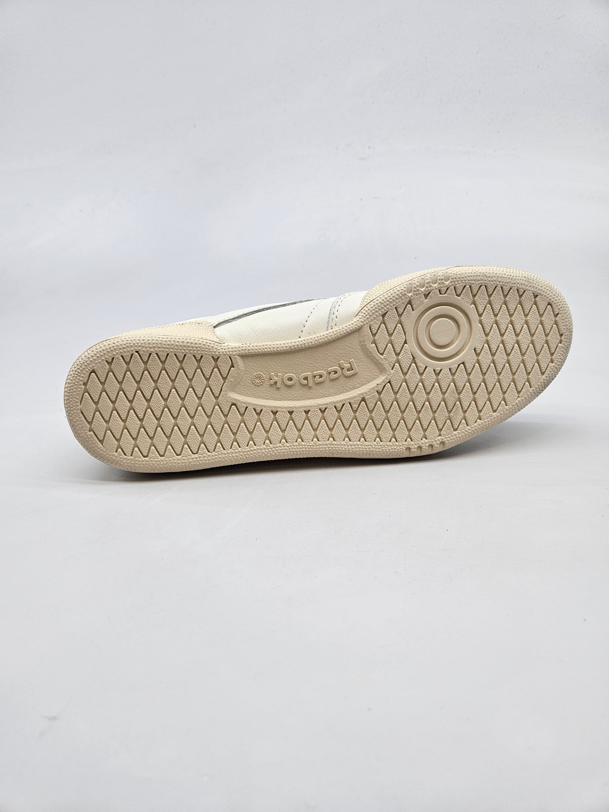 REEBOK NOVI ORIGINAL PATIKI BR 37