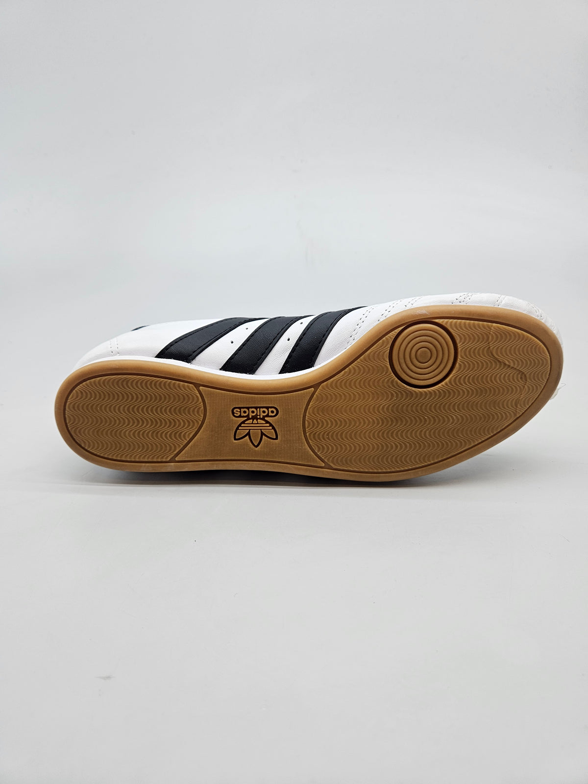 ADIDAS NOVI ORIGINAL PATIKI BR 38