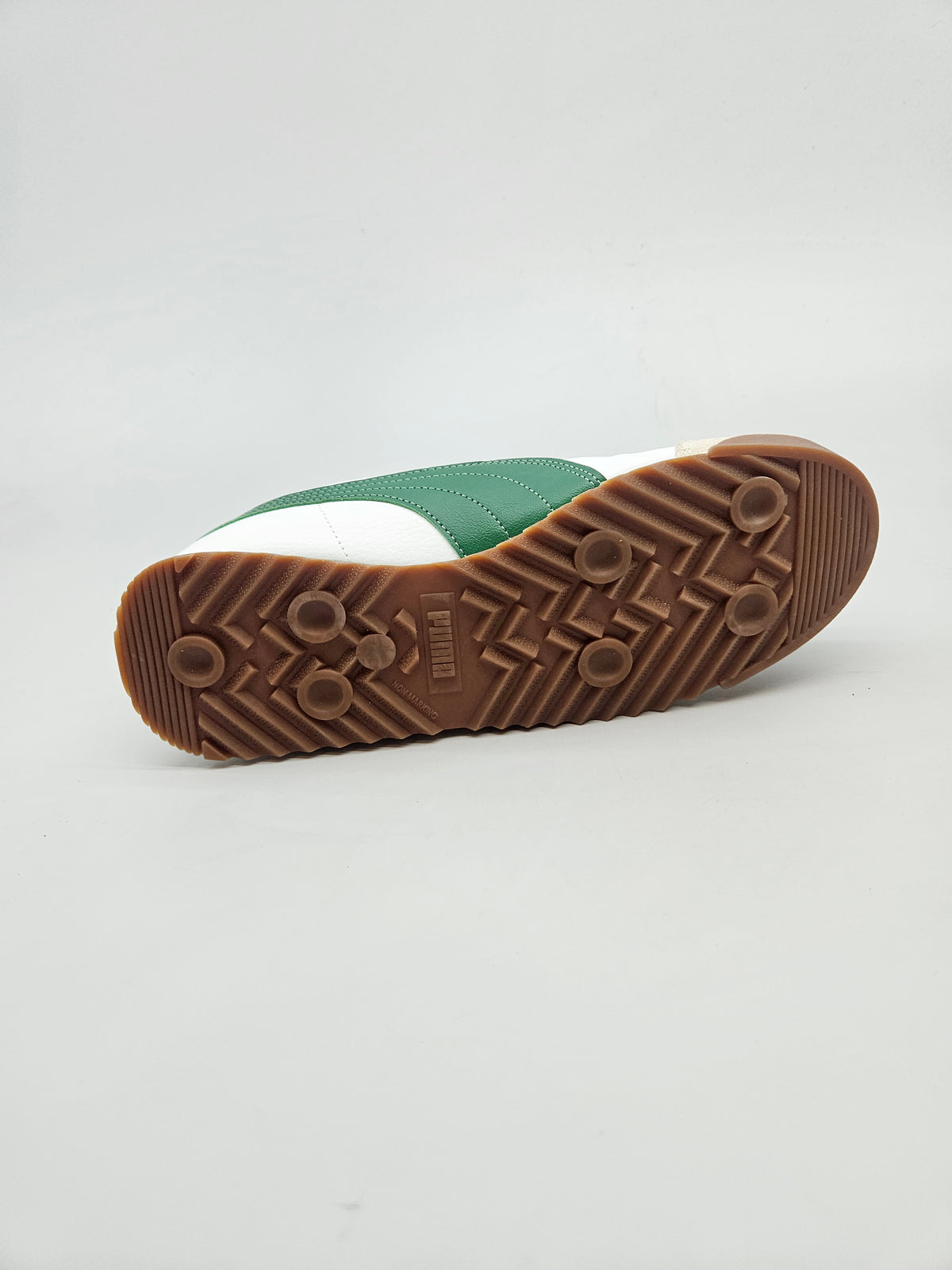 PUMA NOVI ORIGINAL PATIKI BR 38.5