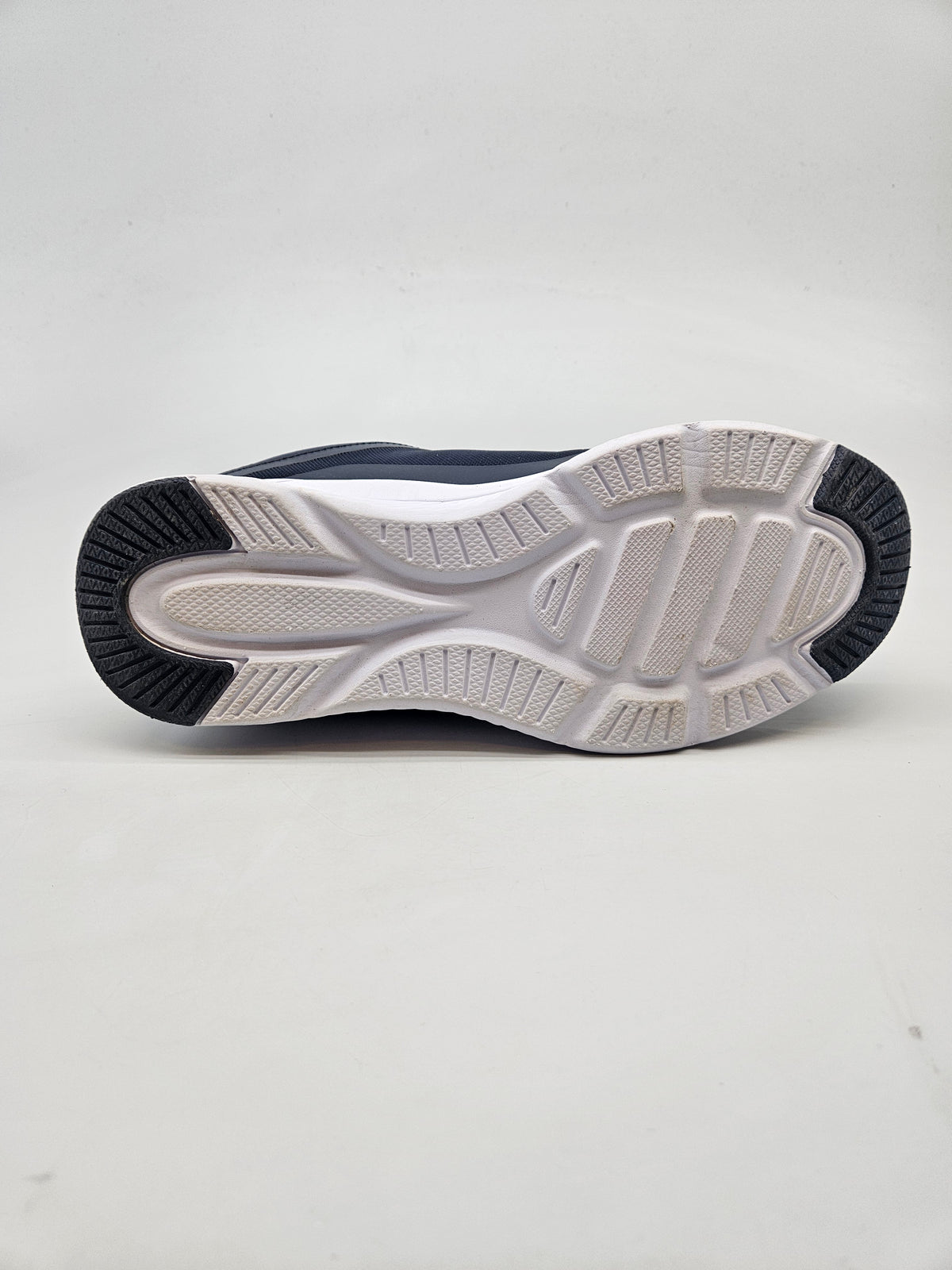 CHAMPION NOVI ORIGINAL PATIKI BR 42.5