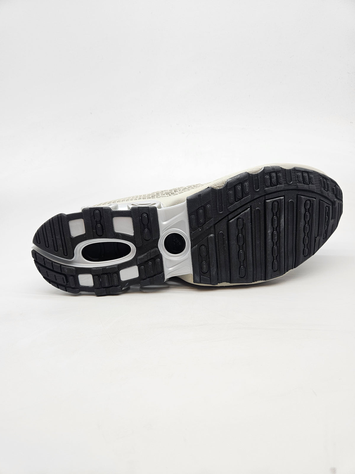 ADIDAS NOVI ORIGINAL PATIKI BR 45